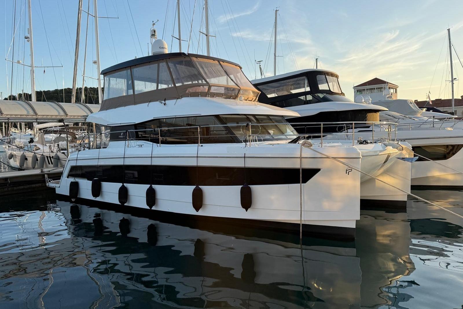 2021 Fountaine Pajot Motor Yacht 44
