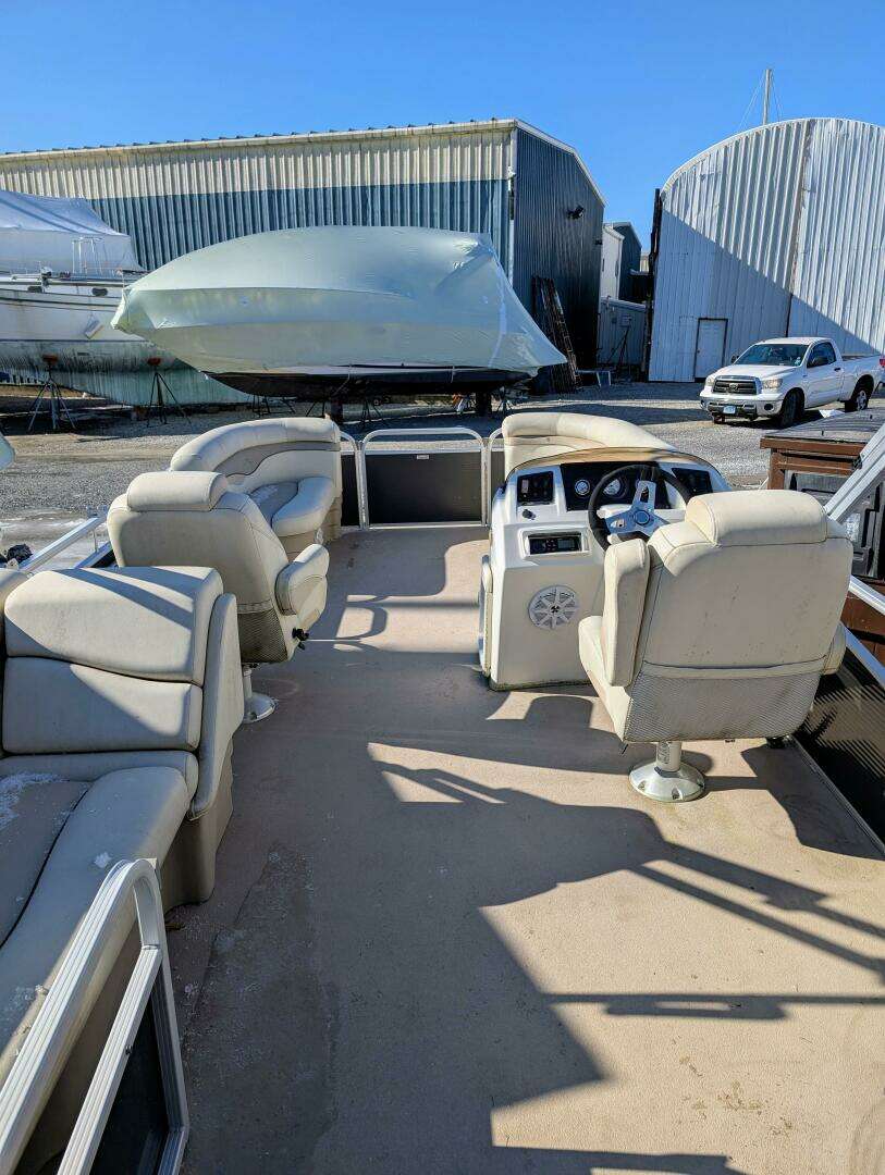 2014 Bennington 21 SLX - Image 13