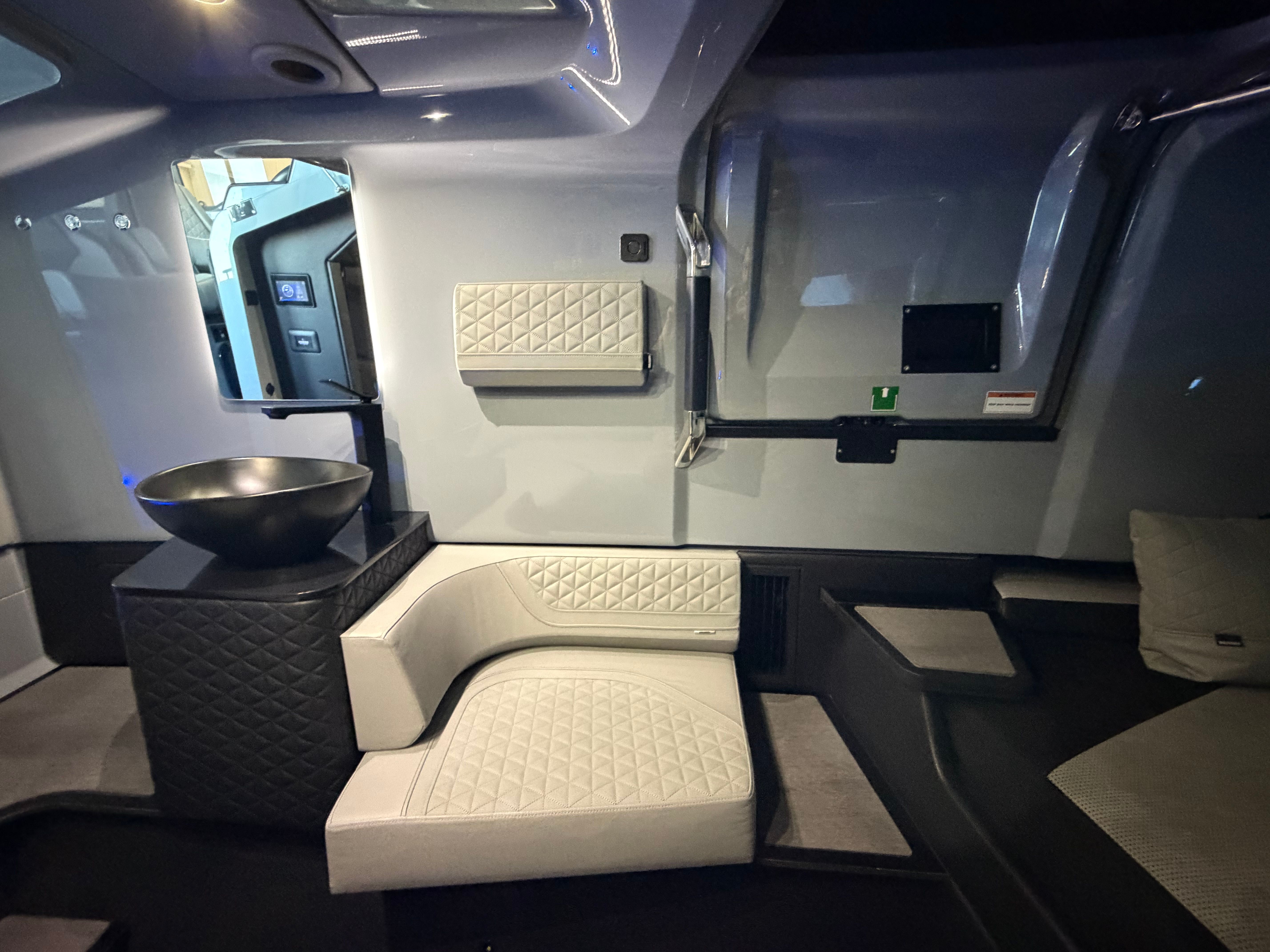 2024 Axopar 37 Cross Cabin BRABUS - 48