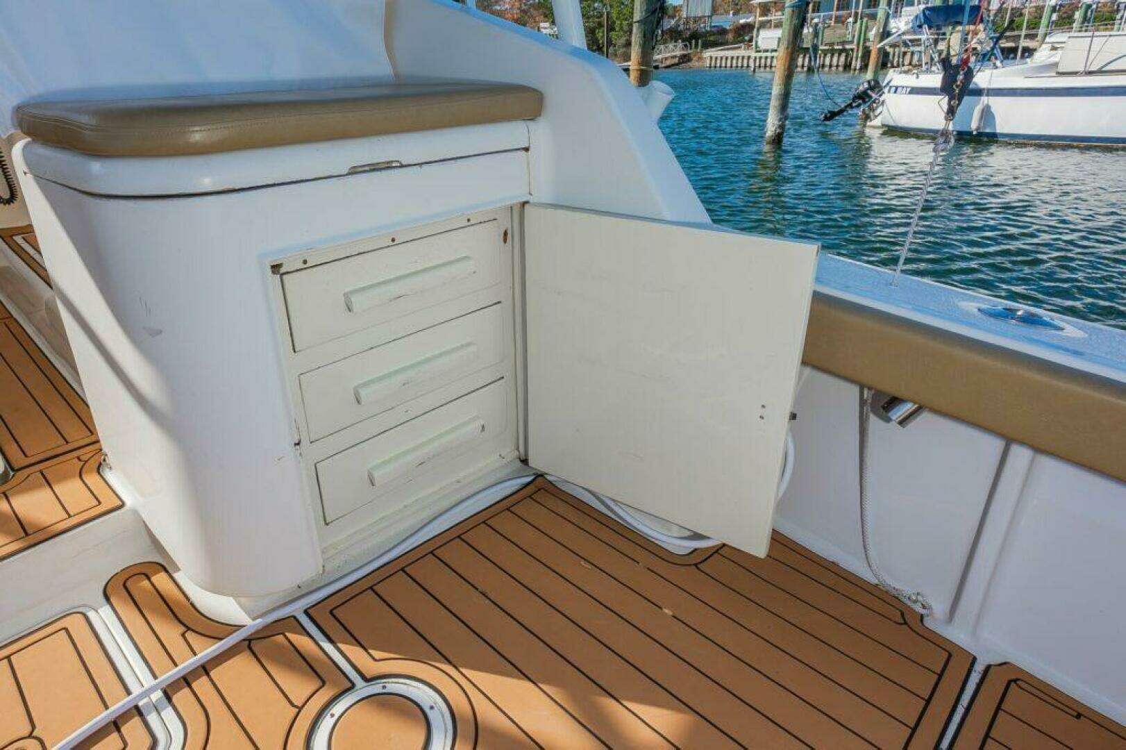 1987 Custom Carolina Island Boatworks 34 Express - Image 12