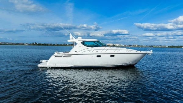 2007 Tiara Yachts 4300 Sovran