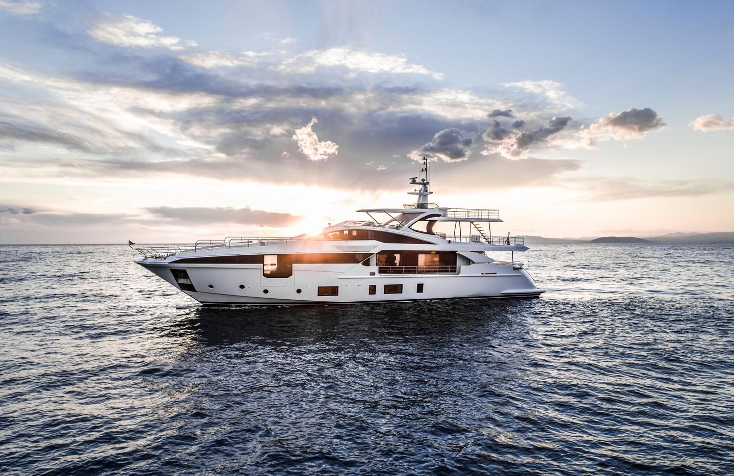 2020 Azimut Grande 35M