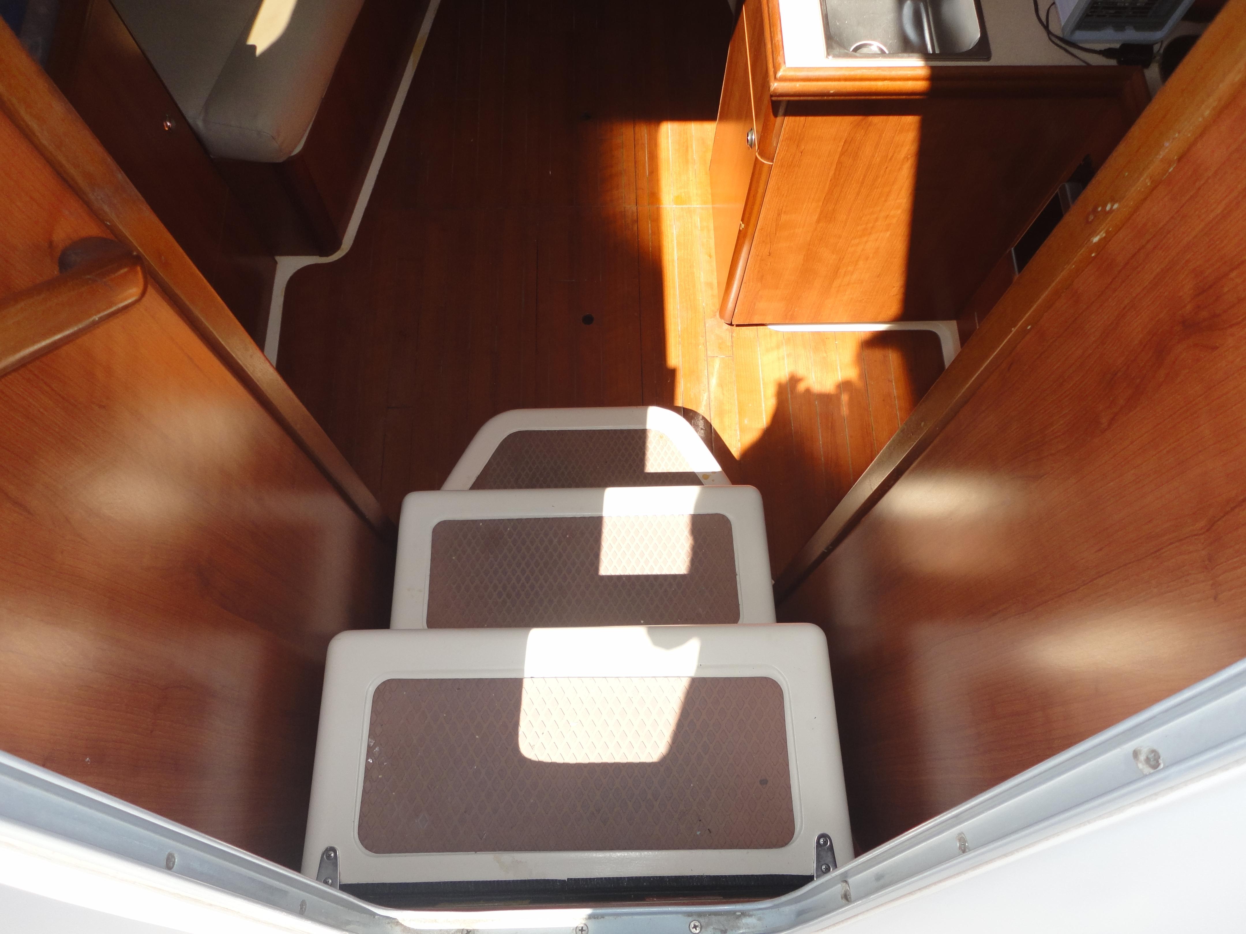 2013 Marlow-Hunter Hunter 27 - 35