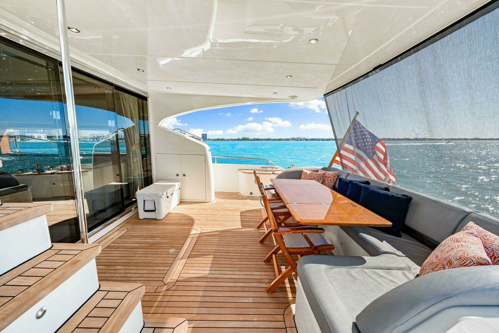 2014 Princess Y72 - Image 83