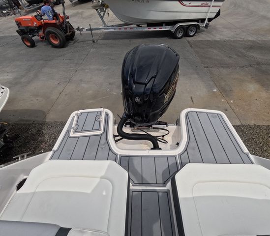 2025 Chaparral OSX 250 - 7