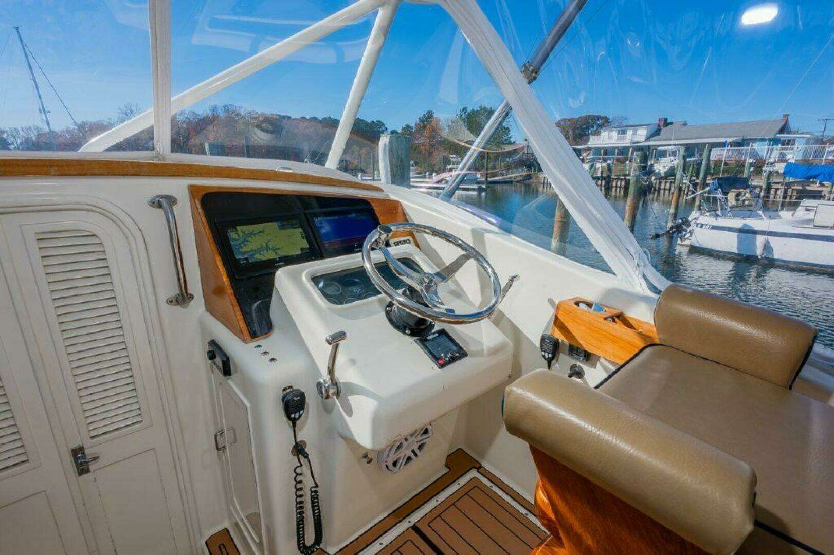 1987 Custom Carolina Island Boatworks 34 Express - Image 18