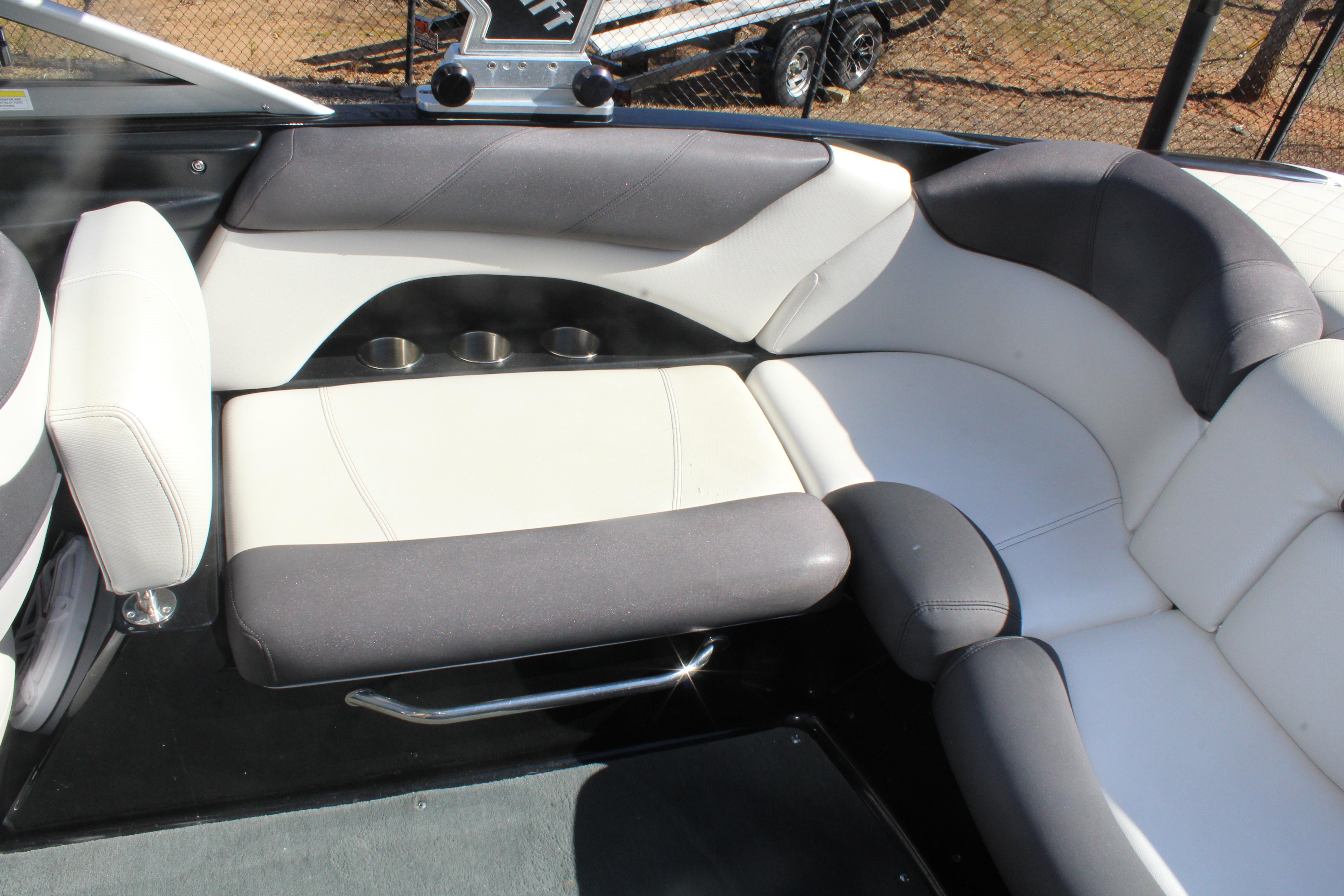 2011 MasterCraft X25 - 14