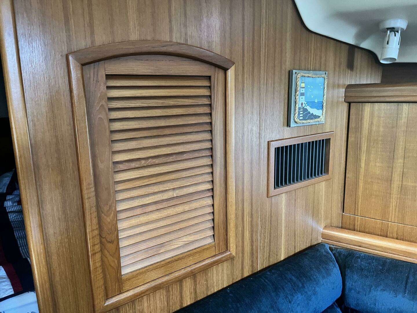 2003 Hunter 356 - Image 21
