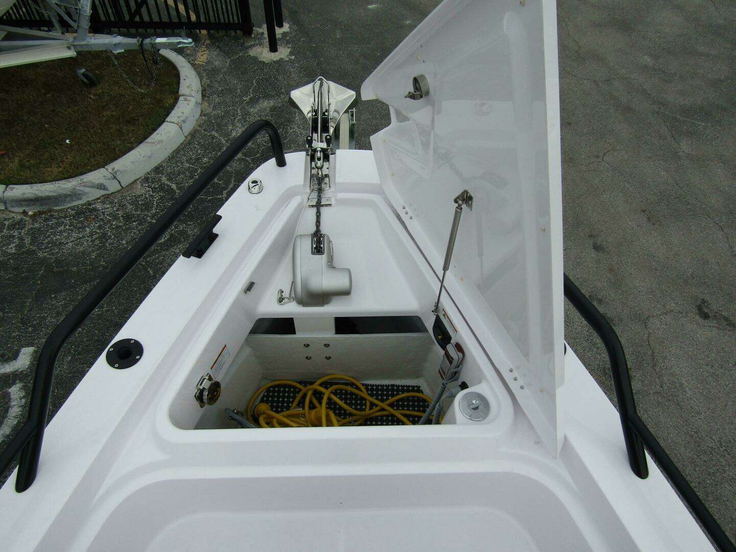 2024 Axopar 37 Sun Top - Image 12