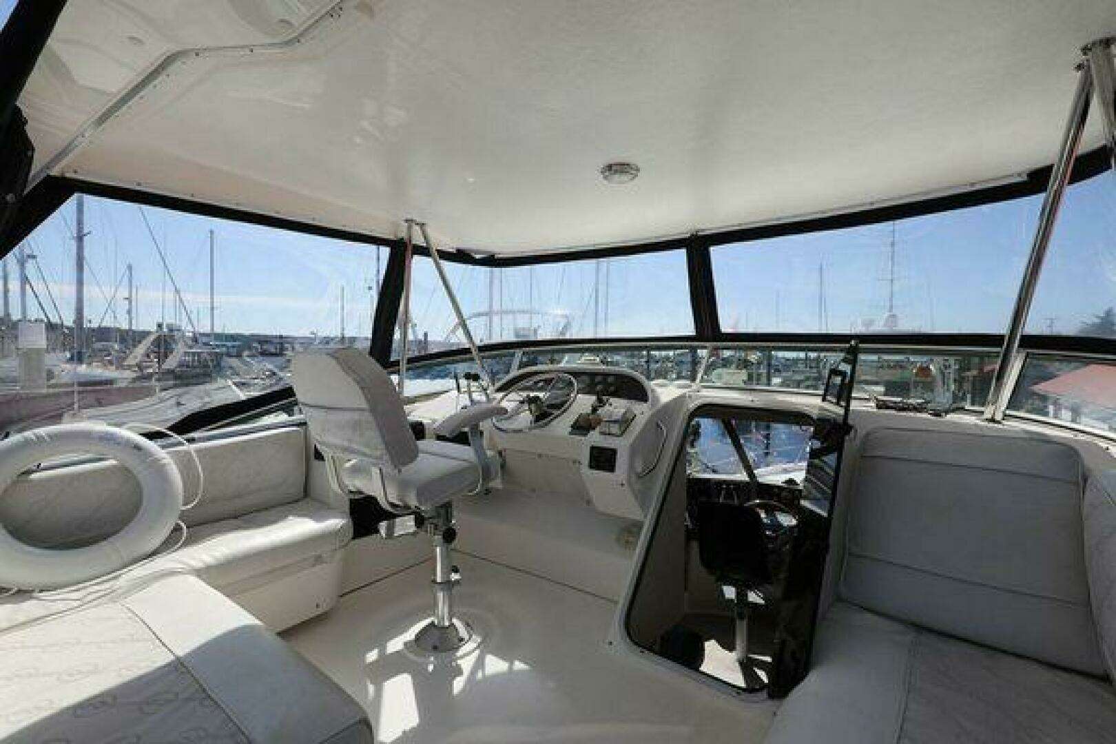 1998 Bayliner 4788 - Image 24