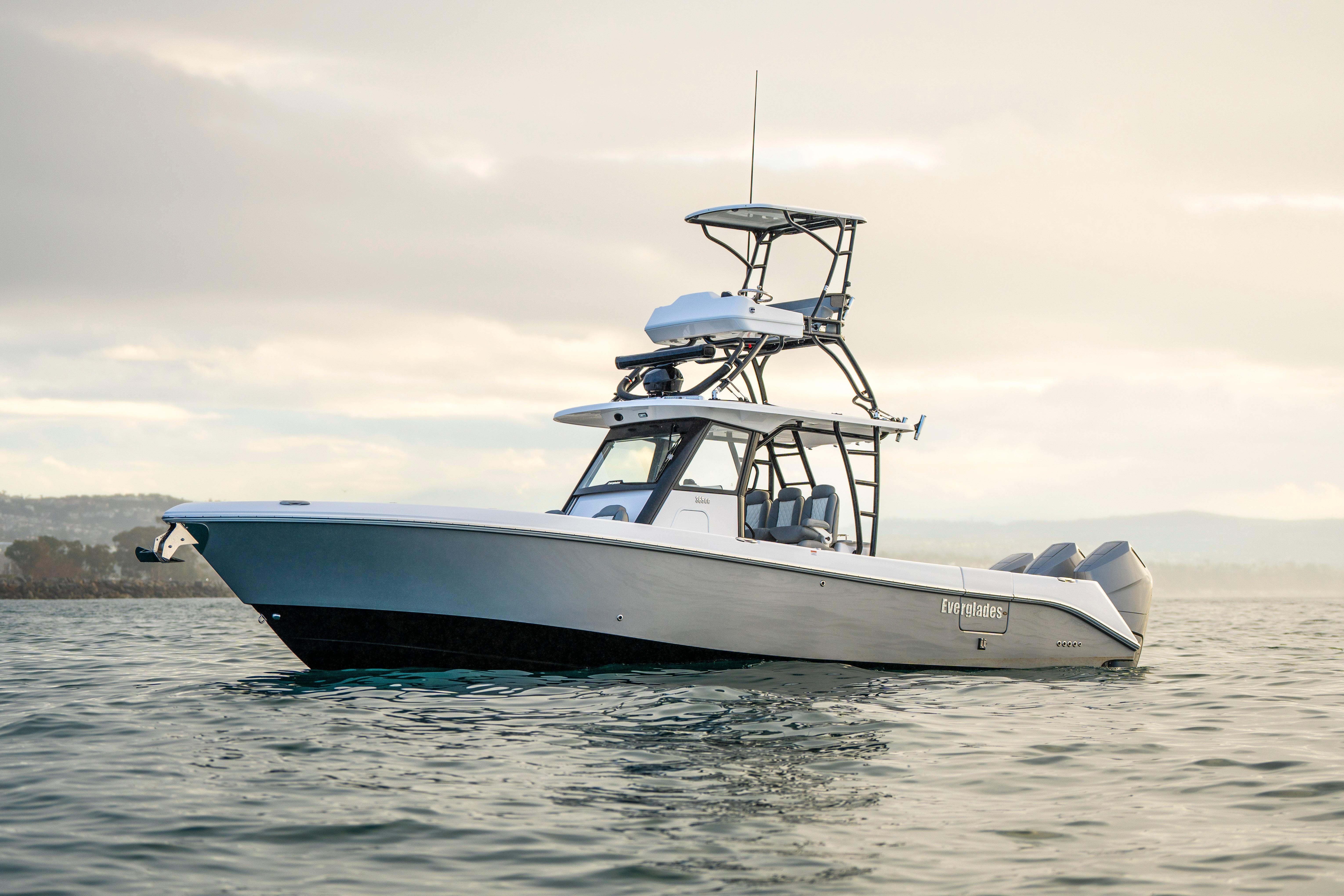 2024 Everglades 365 Center Console