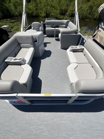 2027 Godfrey Xperience 2086SBX - 6