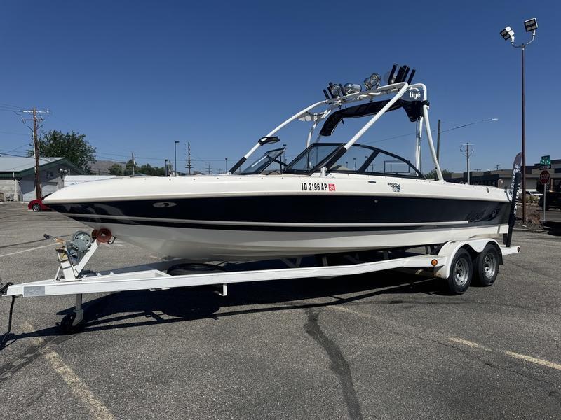 2002 Tigé 2300V Limited