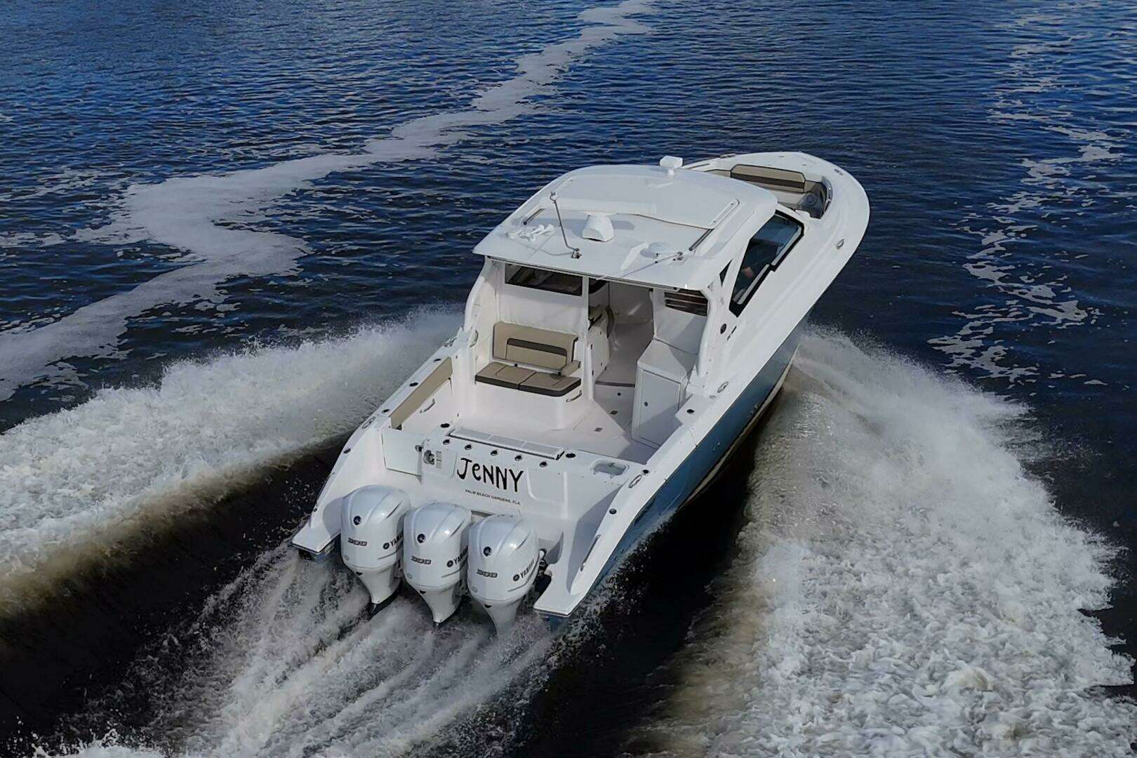 2019 Pursuit 365DC - Image 3