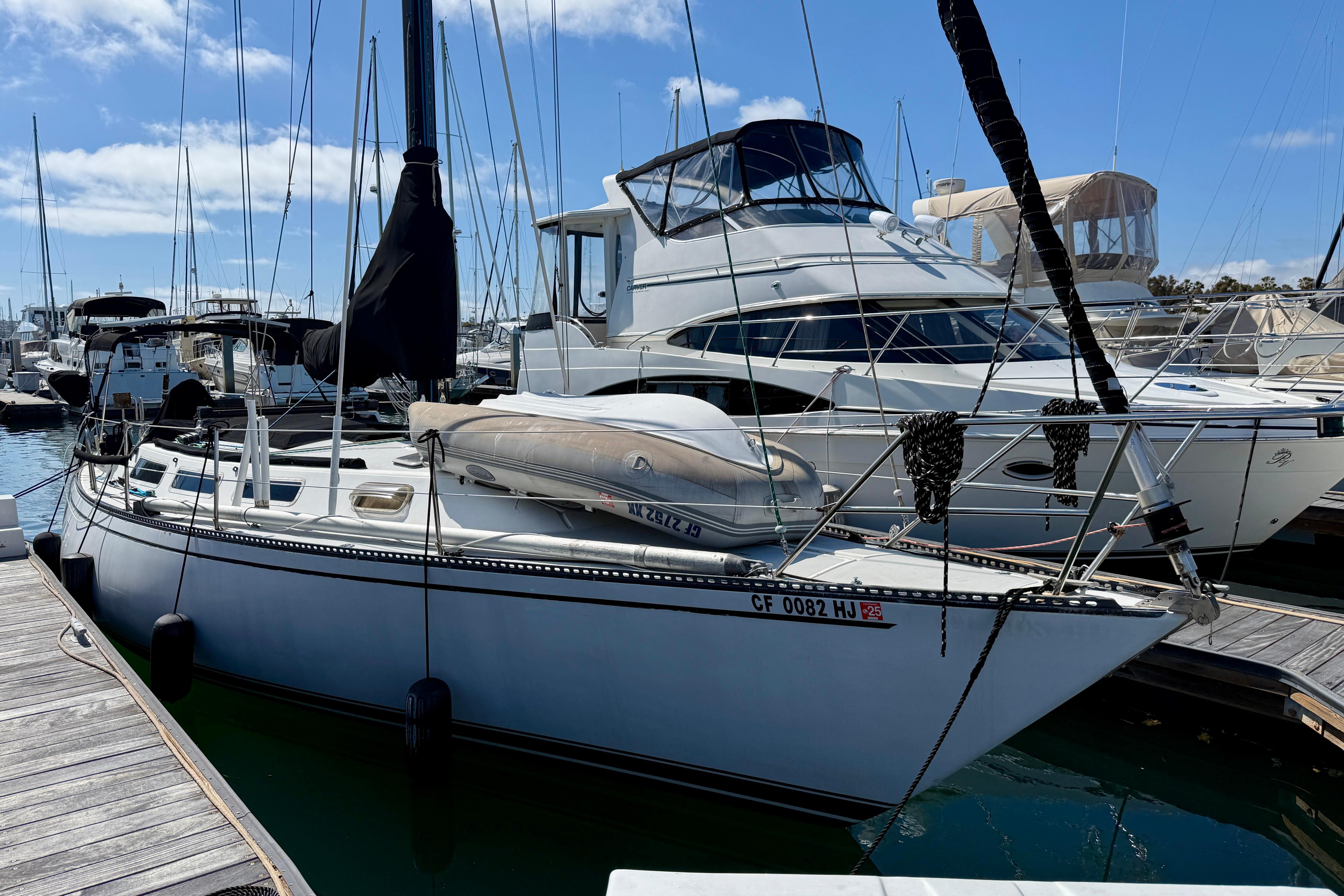 1985 Catalina 38