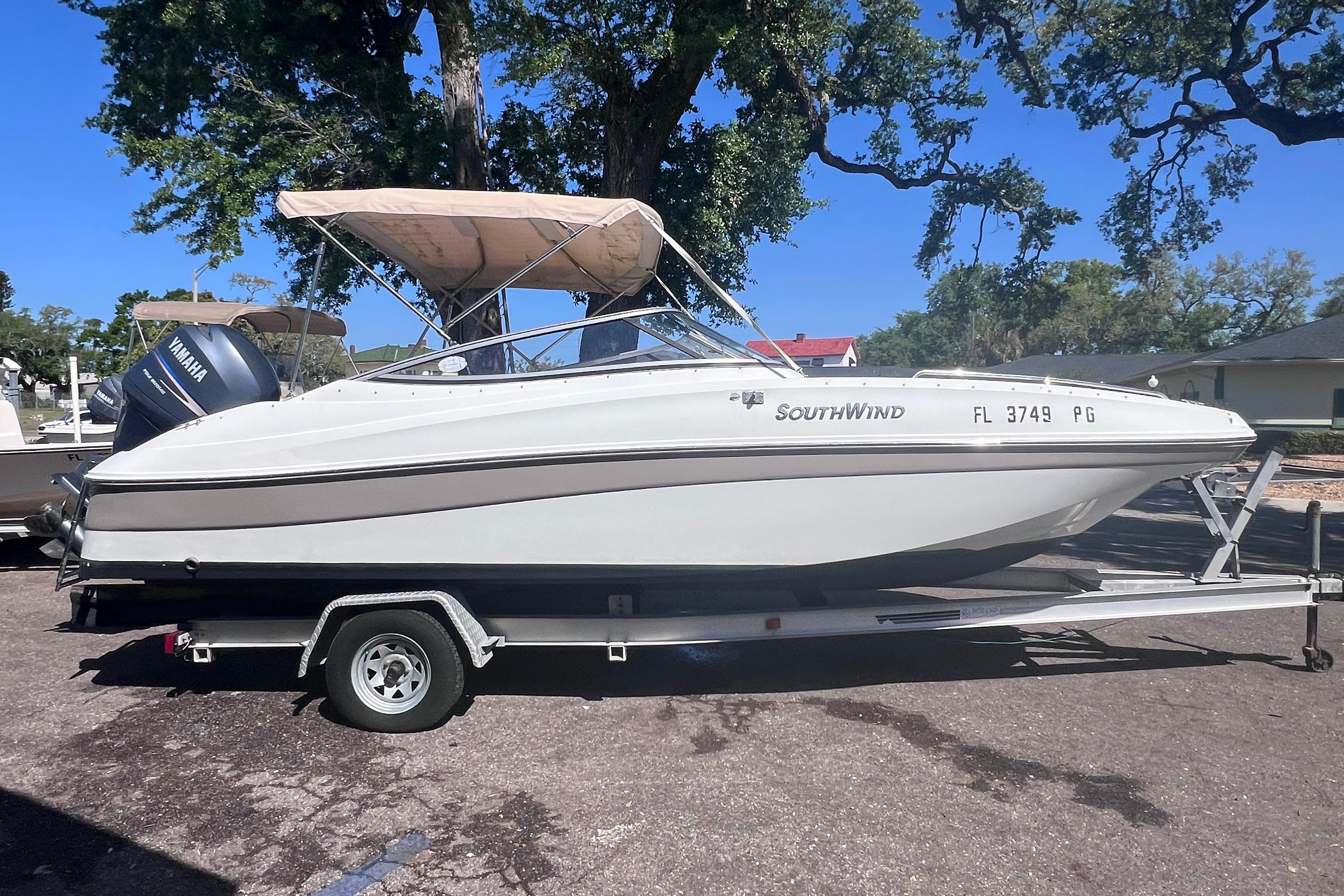2012 SouthWind 212 SD