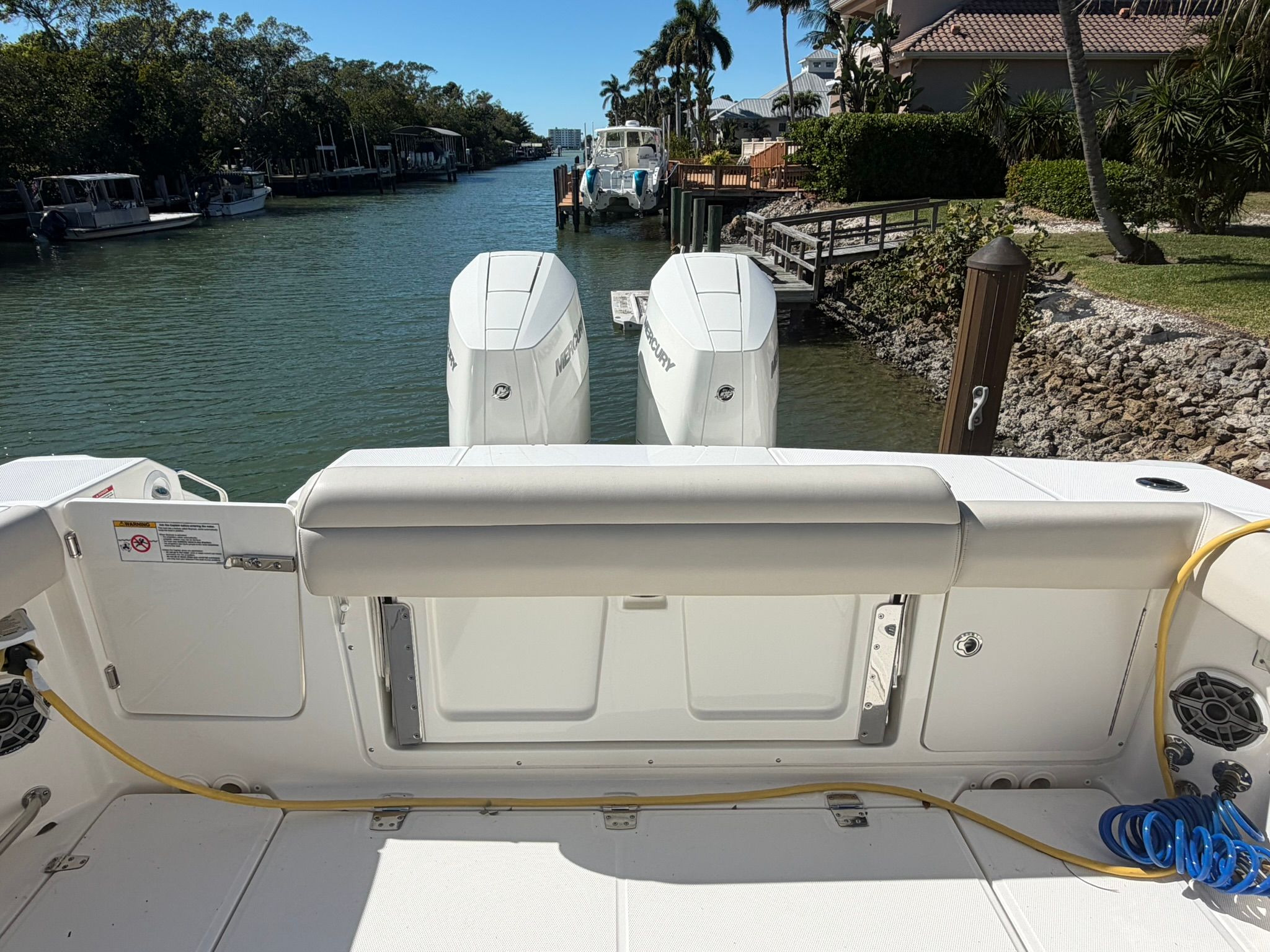 2024 Boston Whaler 330 Outrage - 6