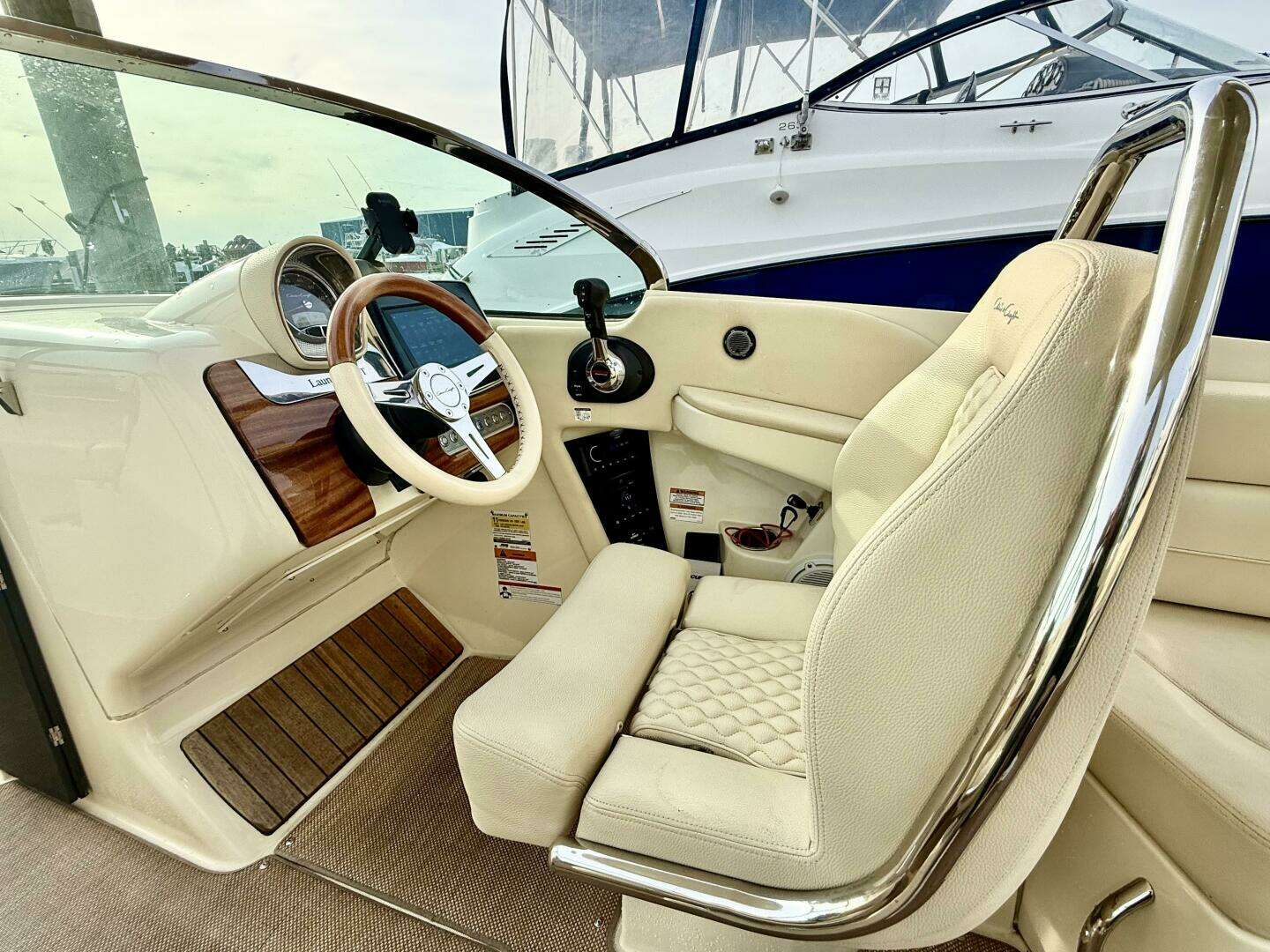 2022 Chris-Craft Launch 25 GT - Image 17