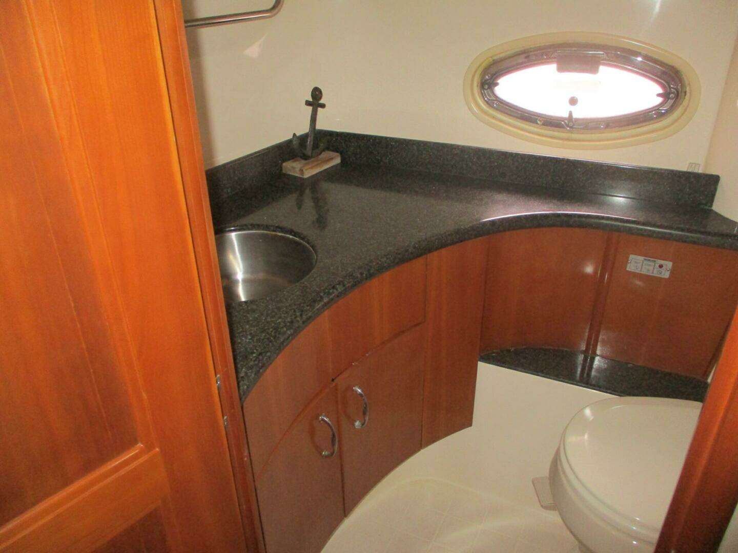 2006 Carver — - Image 53