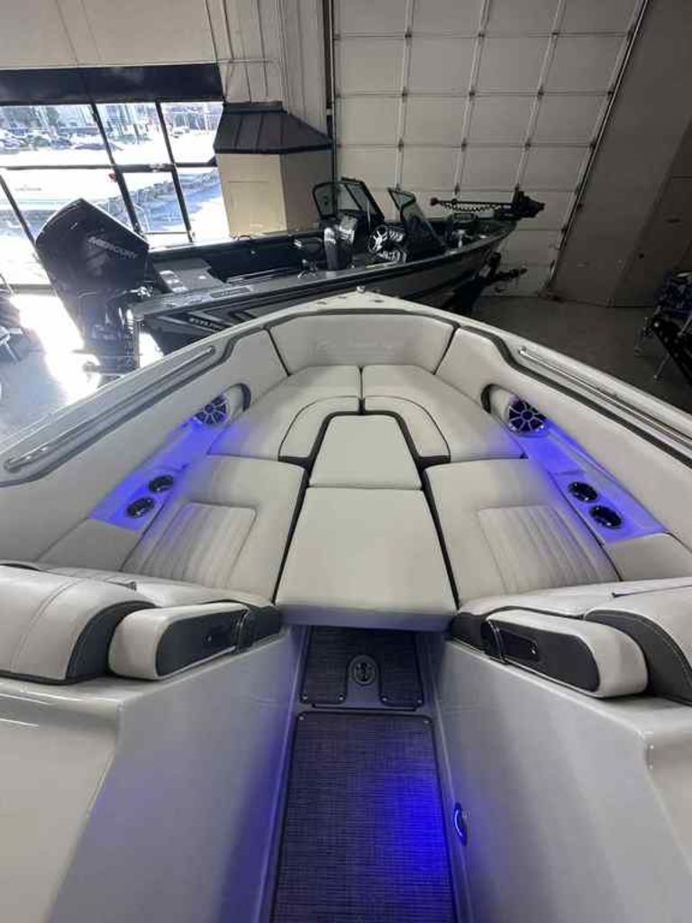 2026 Crownline 260 SS - 6
