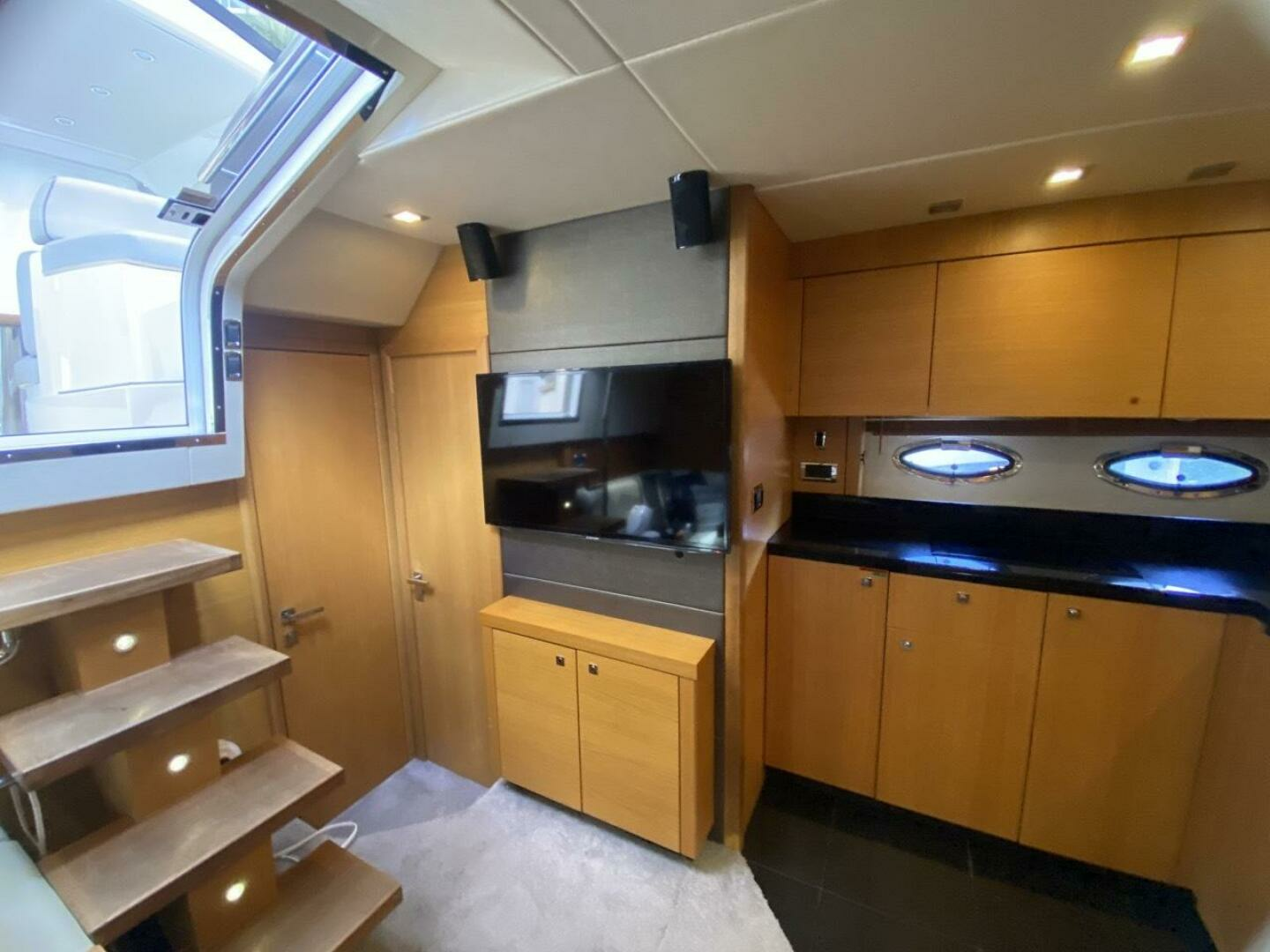 2014 Sunseeker 48 Portofino XPS - Image 32
