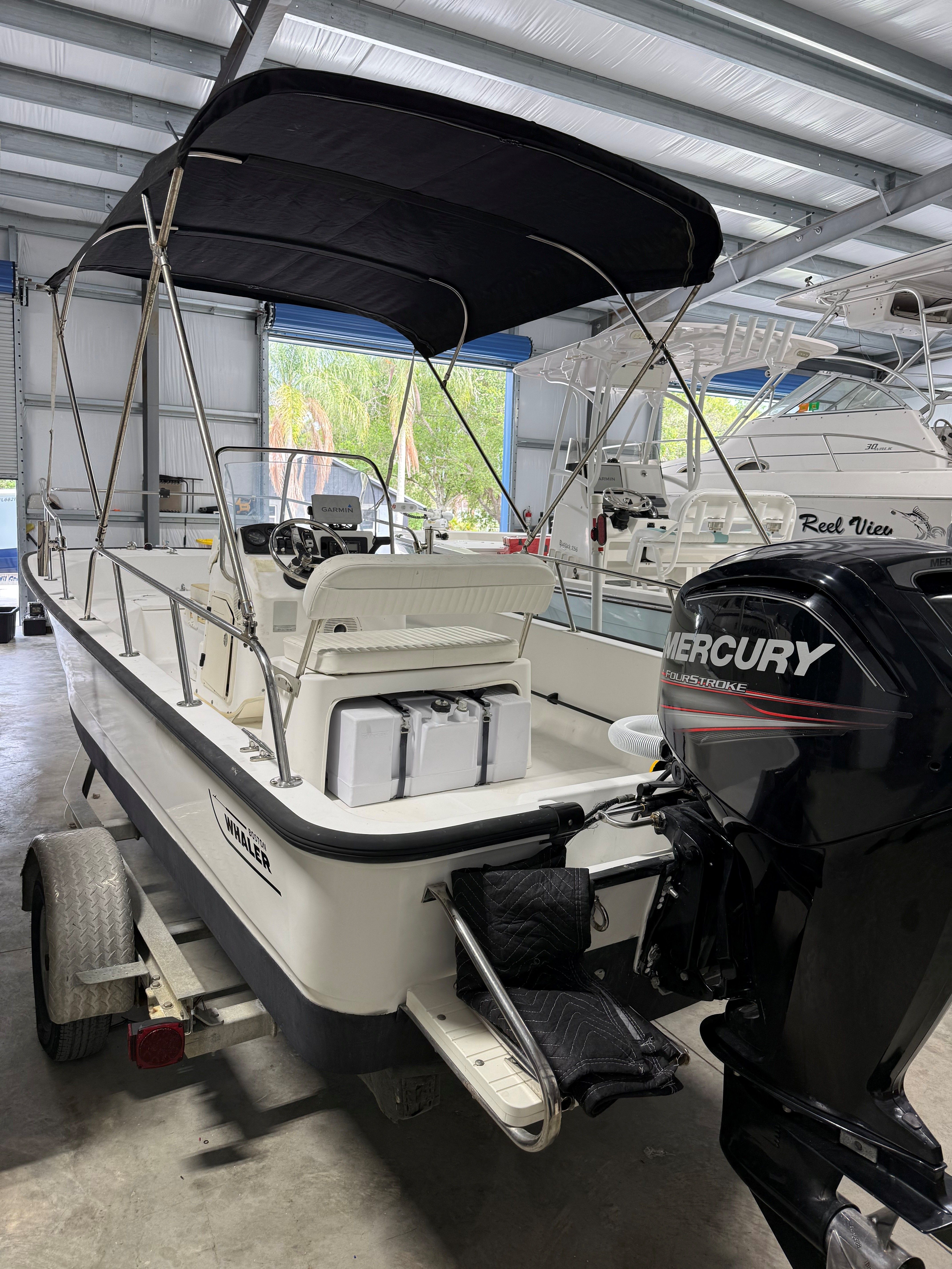 2004 Boston Whaler 170 Montauk - 4