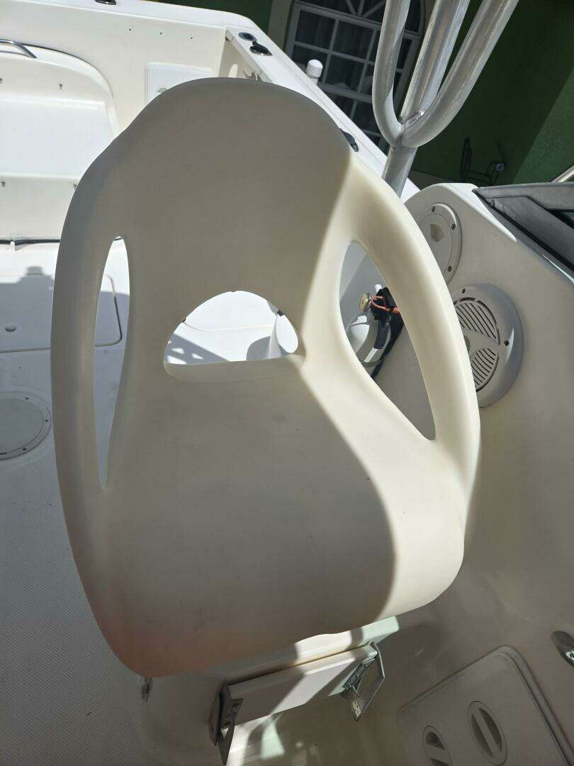 2005 Trophy — - Image 23