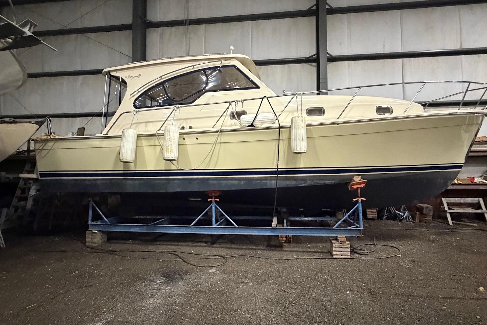 2005 Mainship Pilot 34