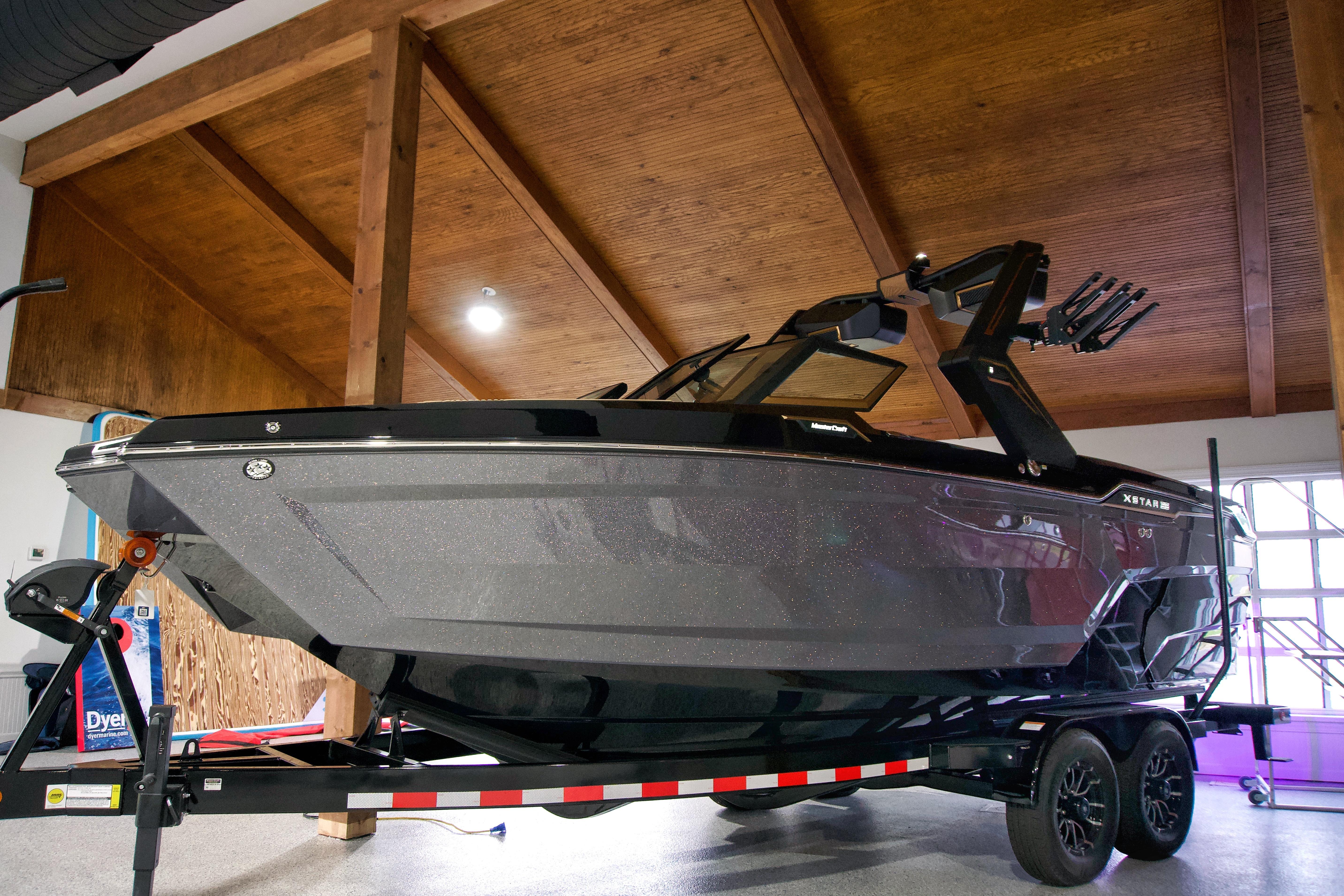 2025 MasterCraft XStar 23