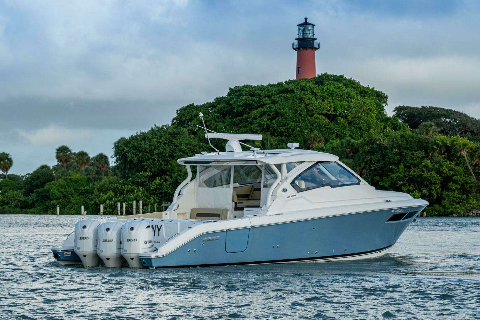 2019 Pursuit 365DC - Image 55