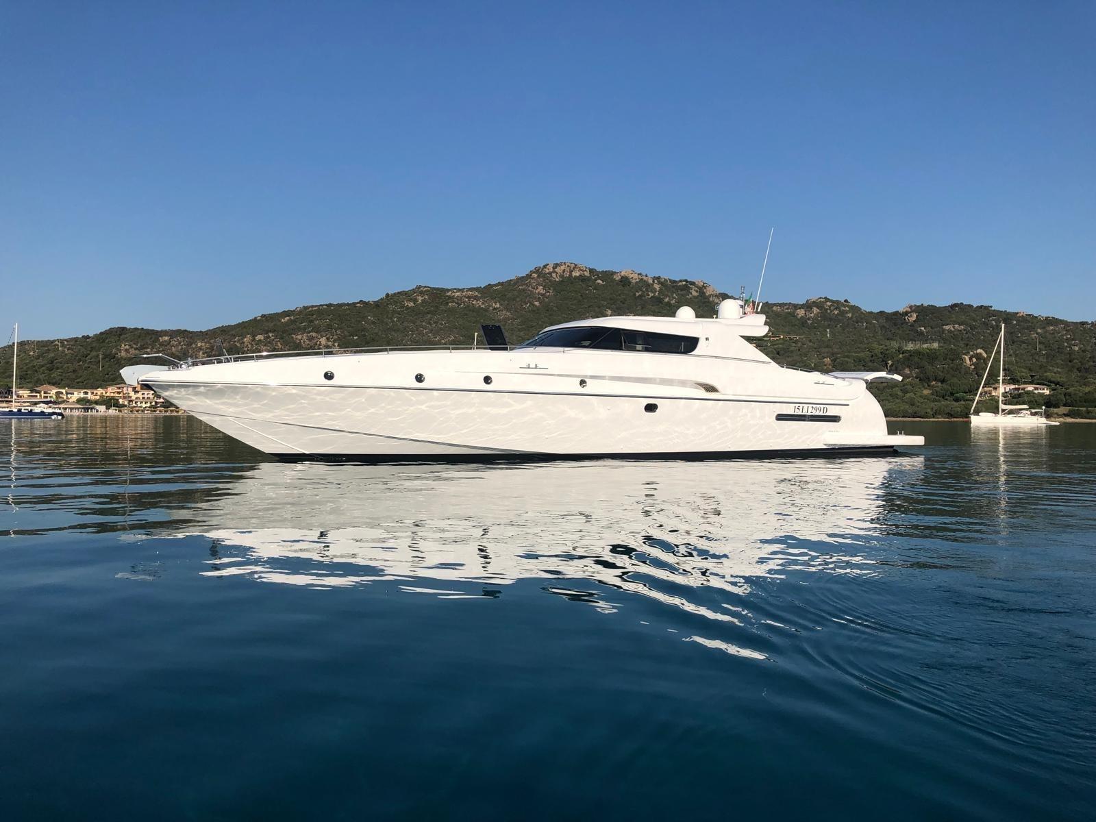 1999 AB Yachts Follia 75