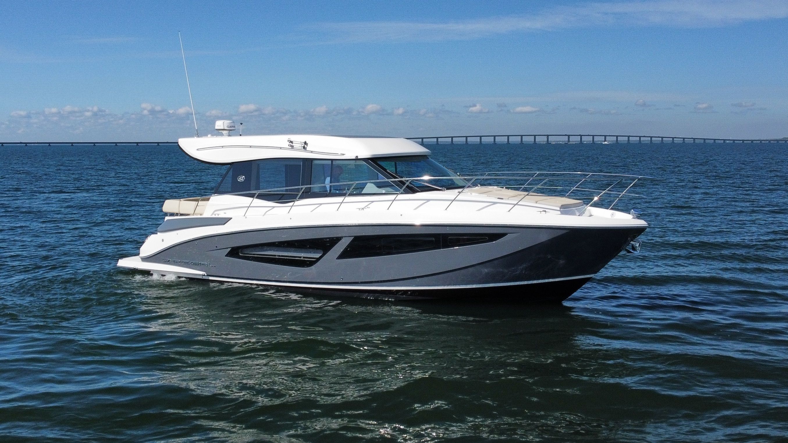 2019 Regal 42 Grande Coupe