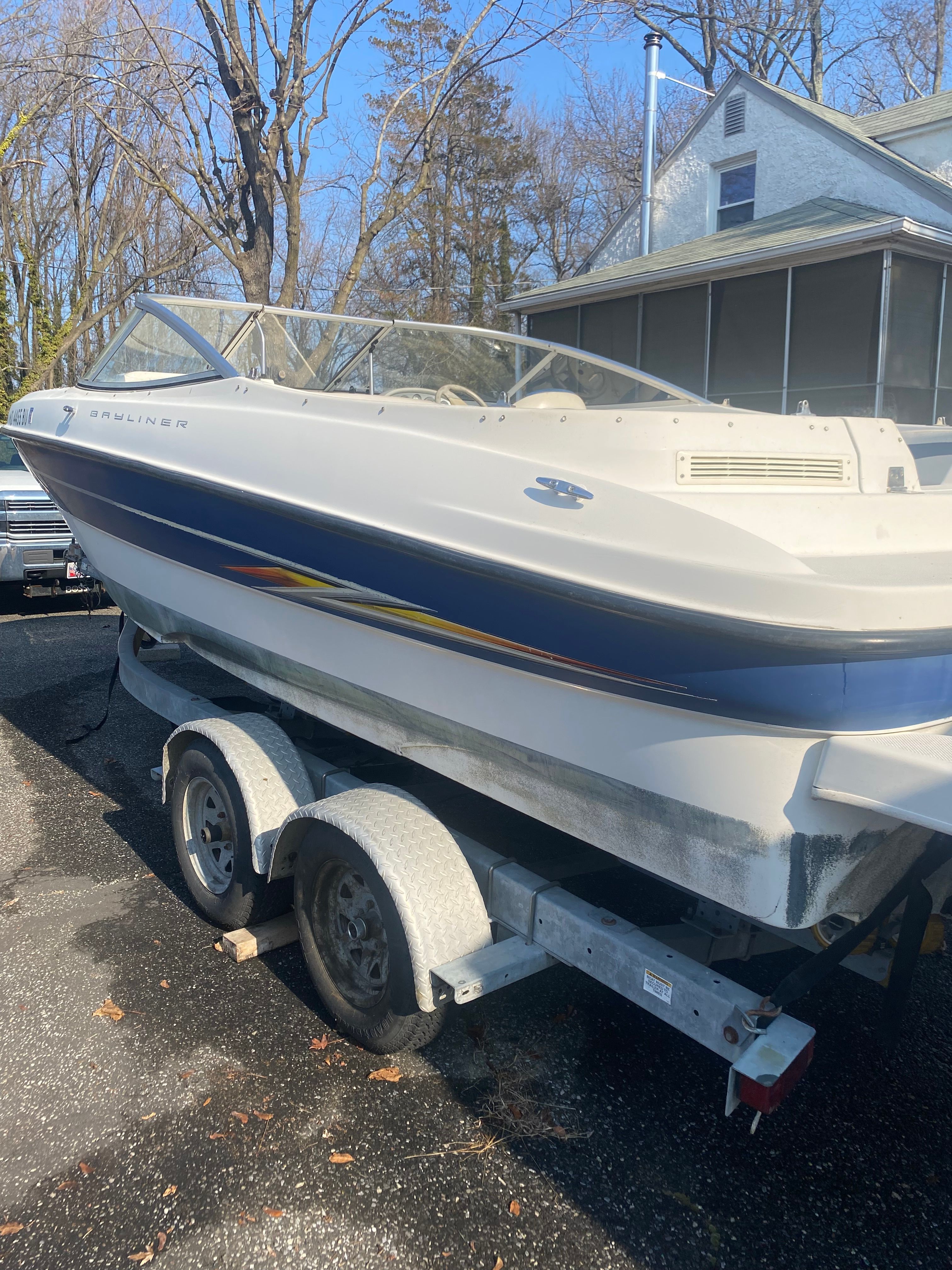2005 Bayliner 219 - 2