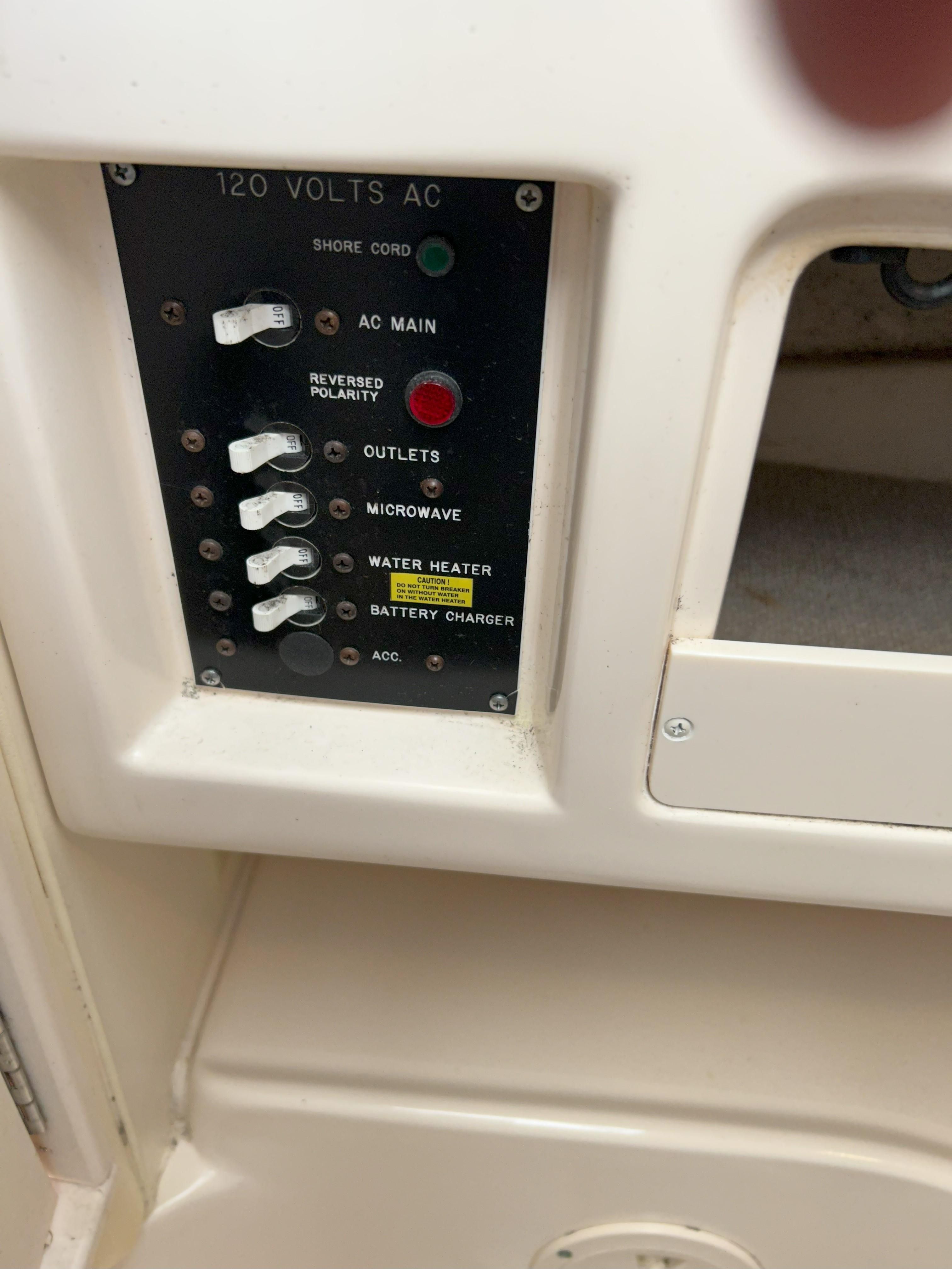 2003 Grady-White Express 265 - 6