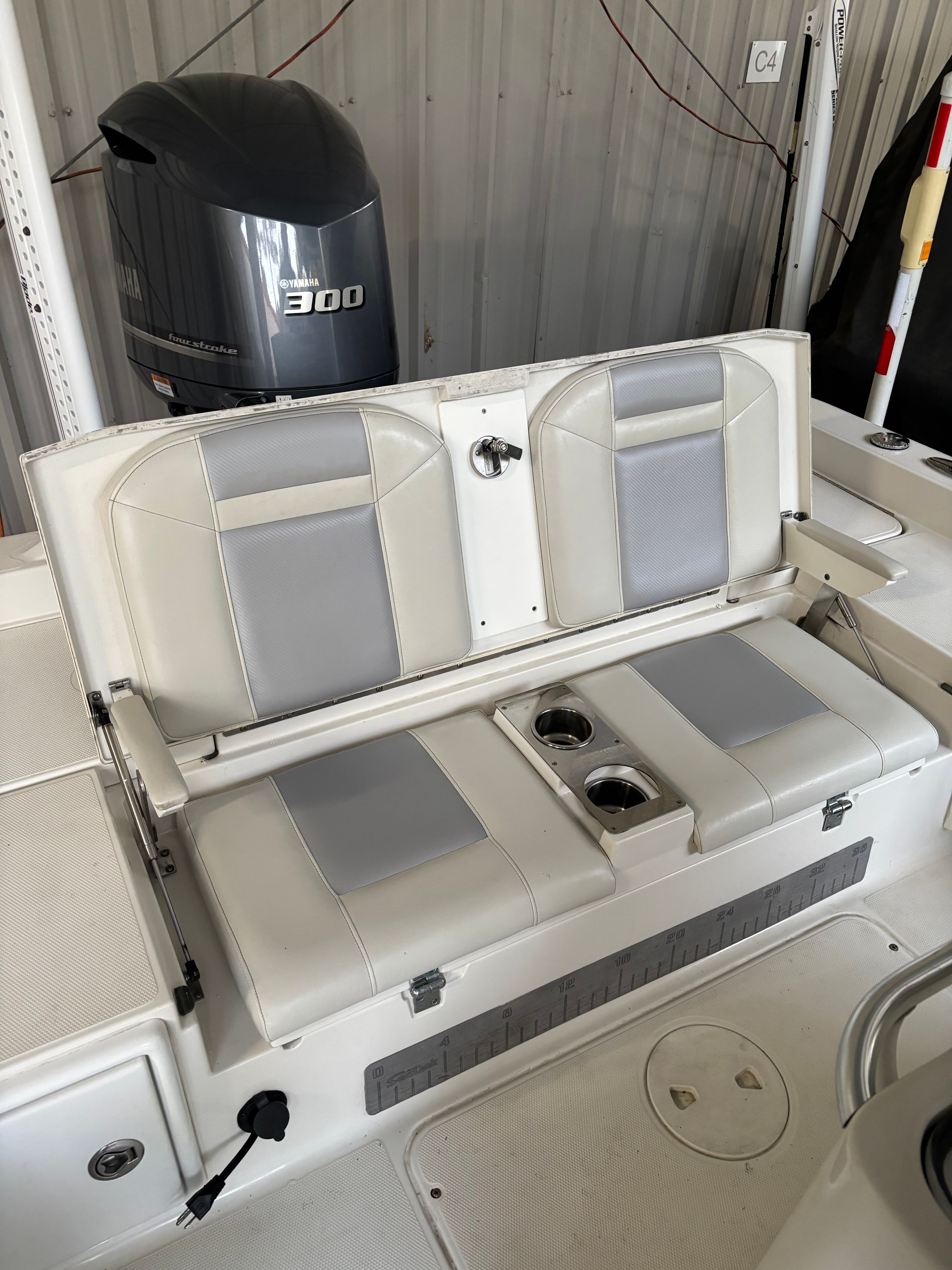 2019 Ranger 2510 Bay Ranger - 15
