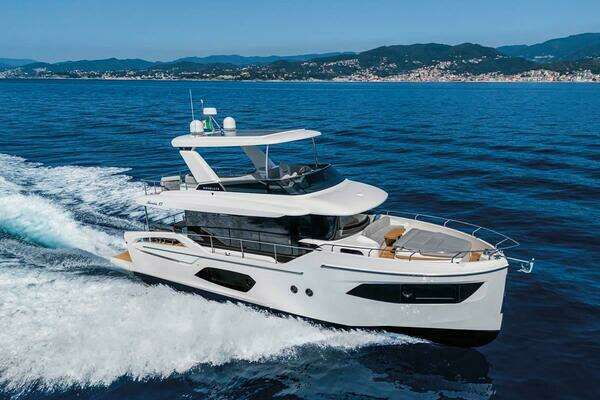2027 Absolute 53 Navetta