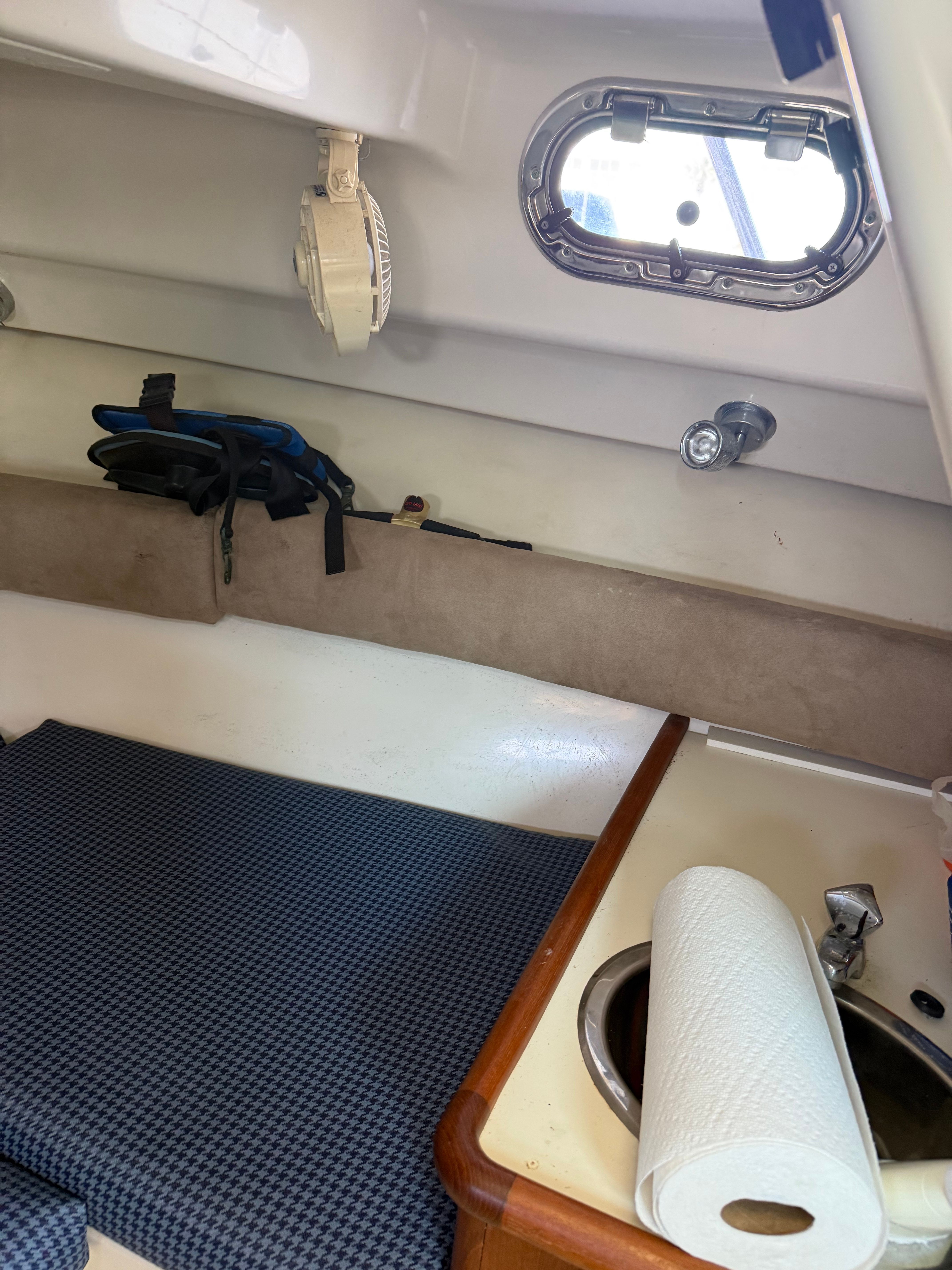 2005 Pursuit 2570 Offshore - 50