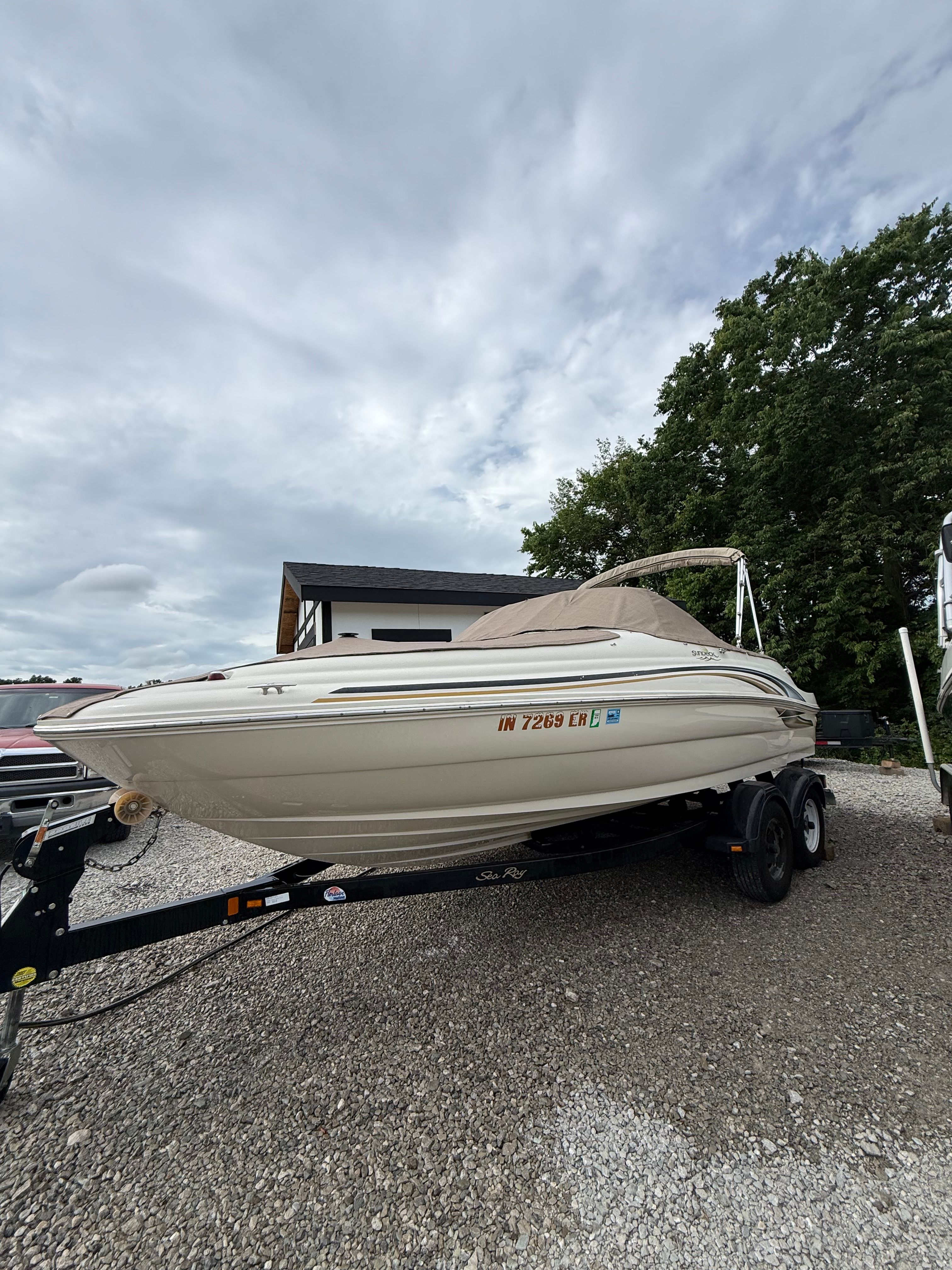 2001 Sea Ray 190 Sundeck - 18