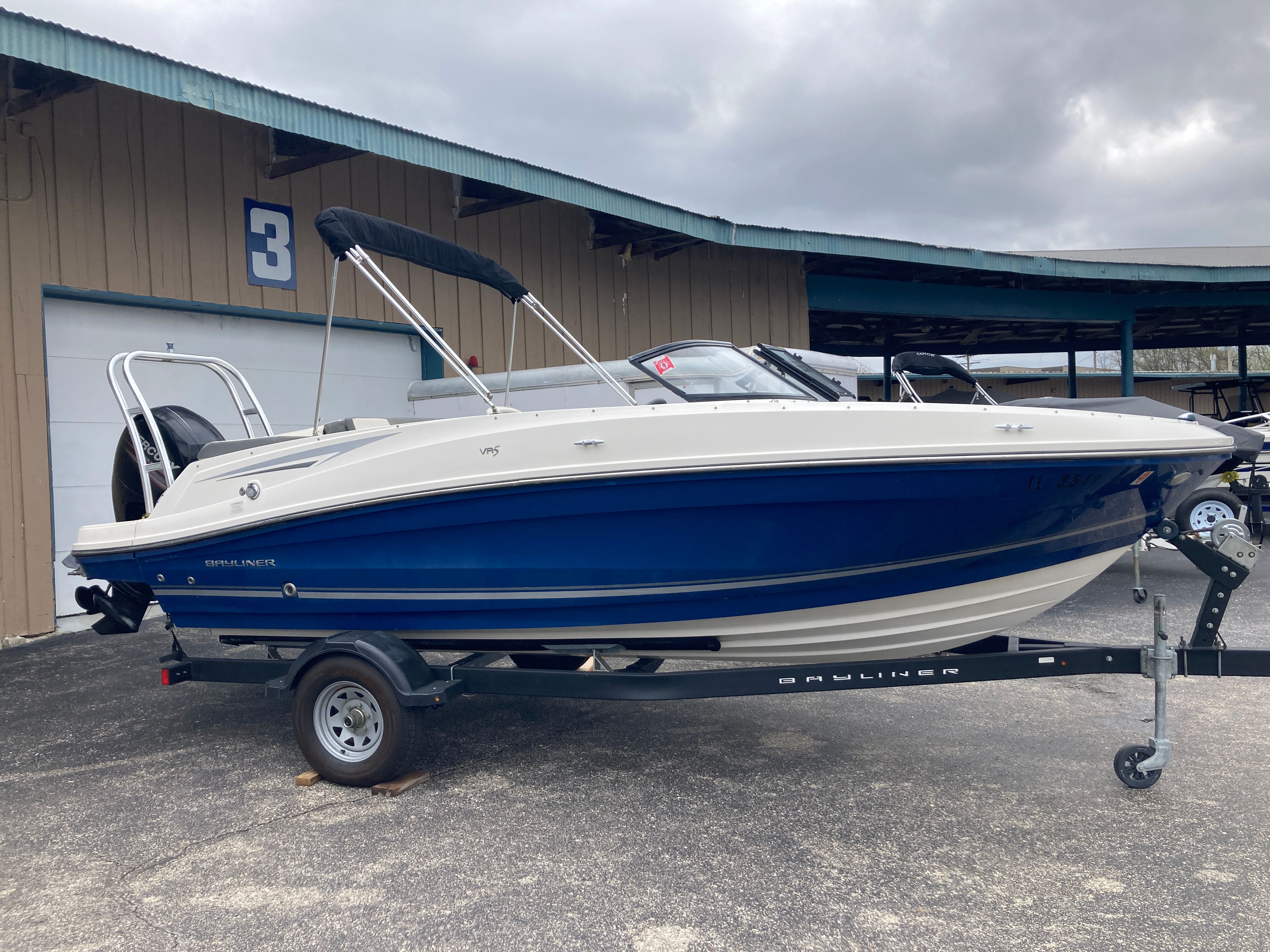 2017 Bayliner VR5 - 5