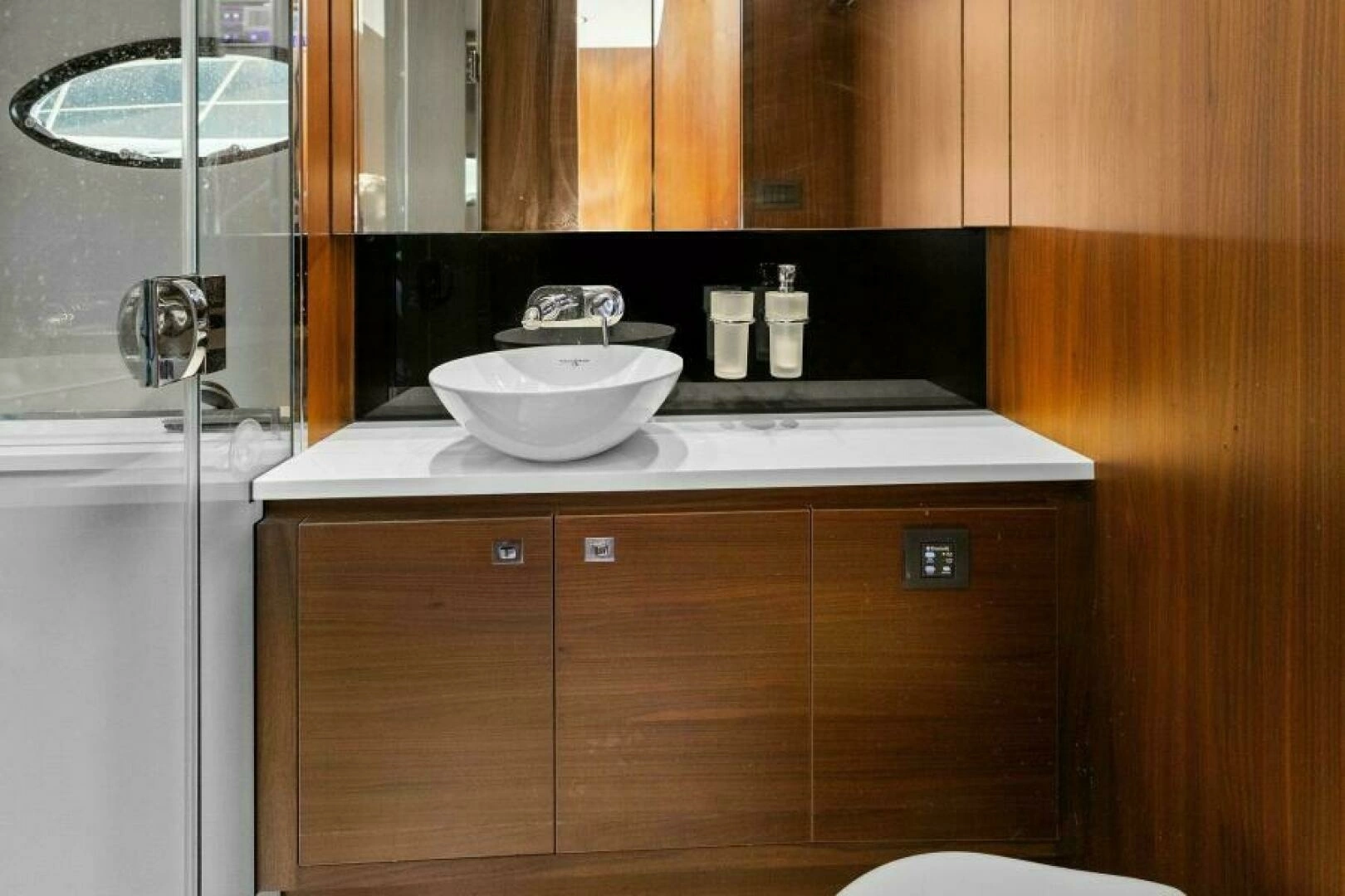 2016 Princess 60 Flybridge - Image 39