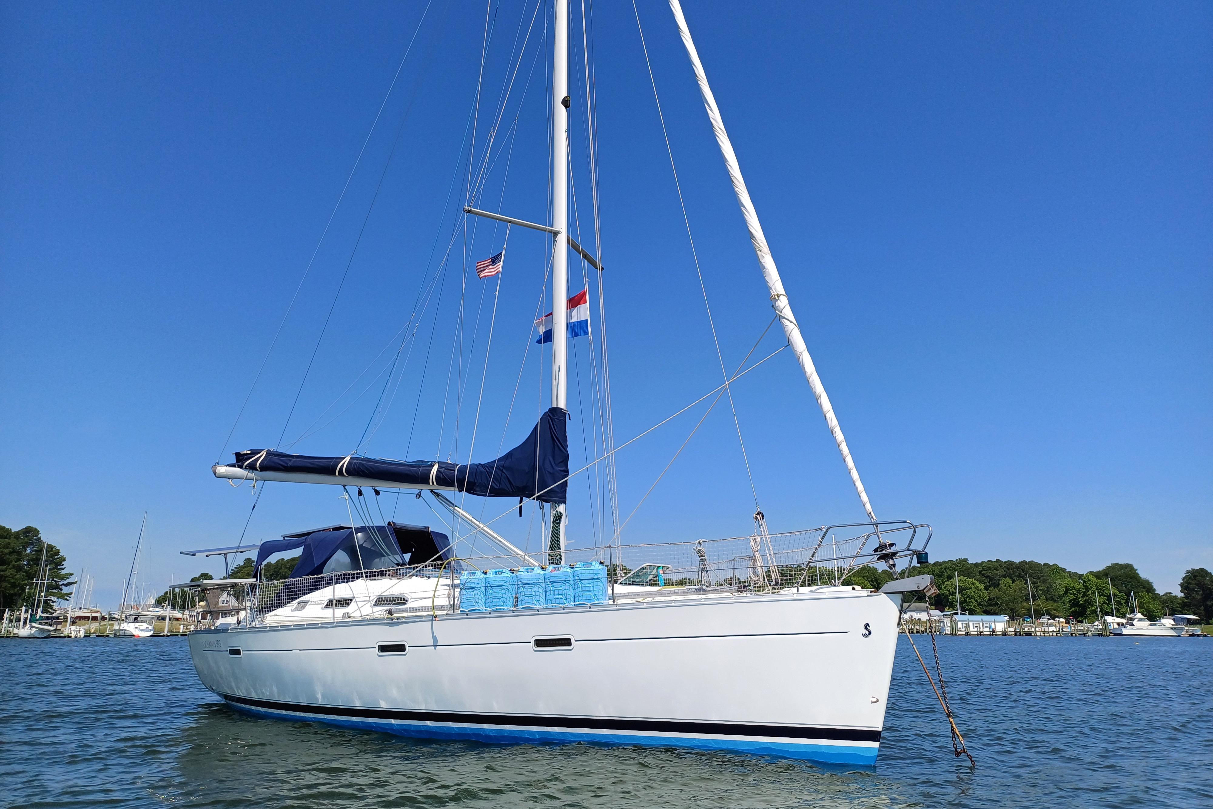 2001 Beneteau Oceanis 393