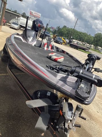 2018 Skeeter FX21 - 14