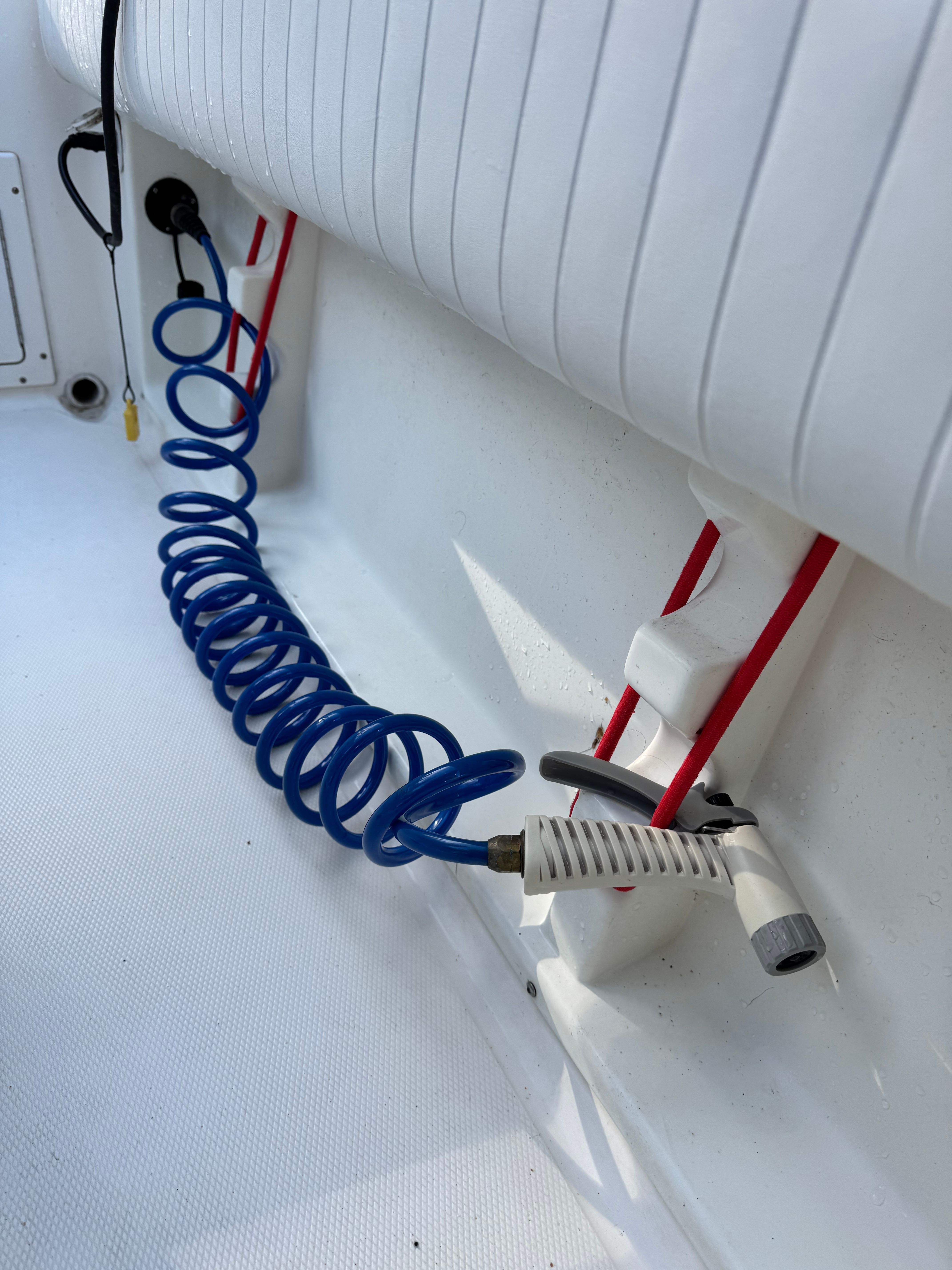 1999 Hydra-Sports Seahorse 230 - 38