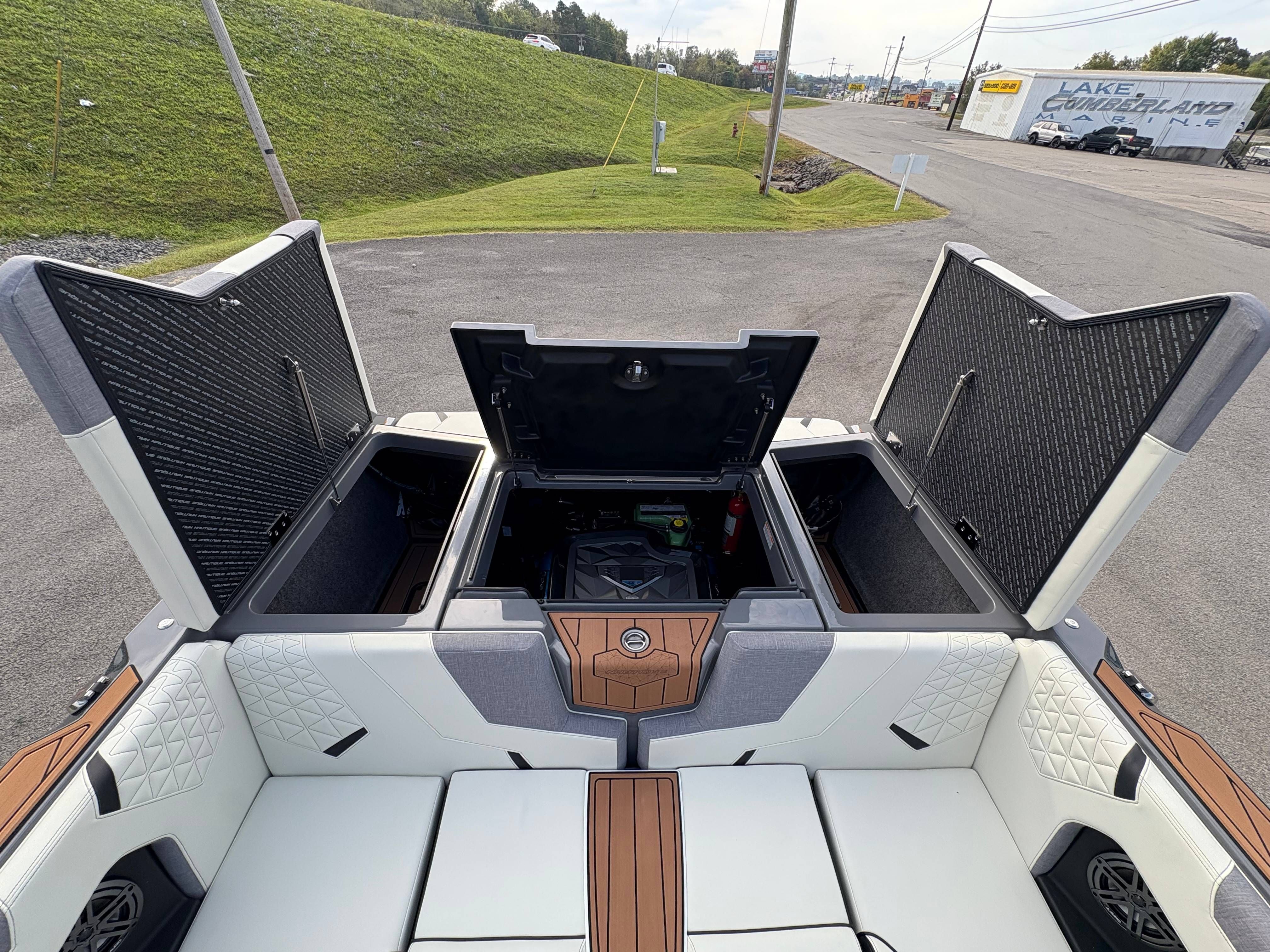 2026 Nautique GS24 - 29