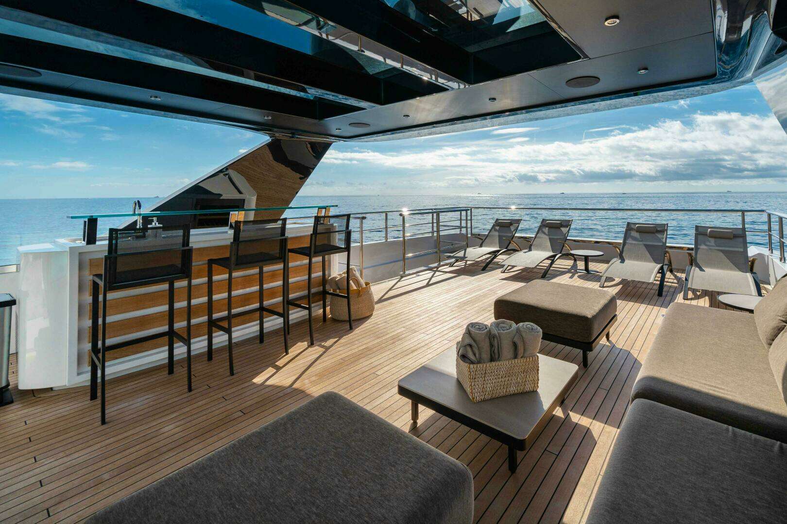 2028 Ocean King DUCALE 120 - Image 21