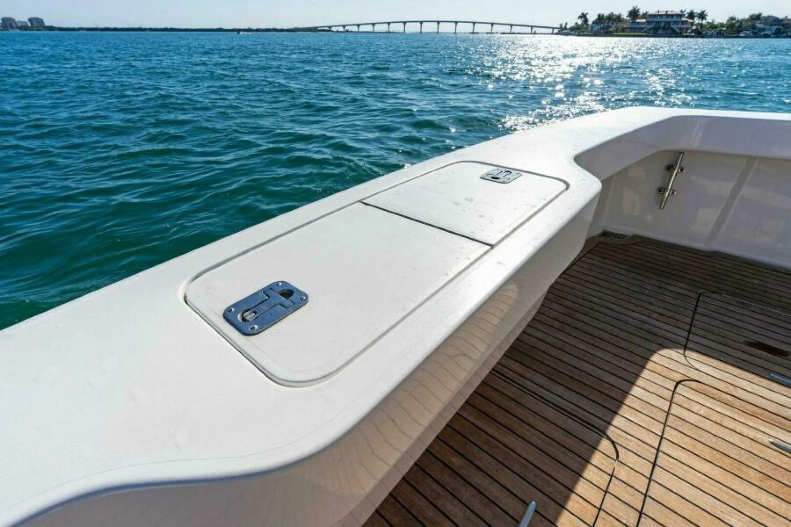 2003 Viking 48 Convertible - Image 10