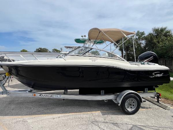 2021 Scout 210 Dorado