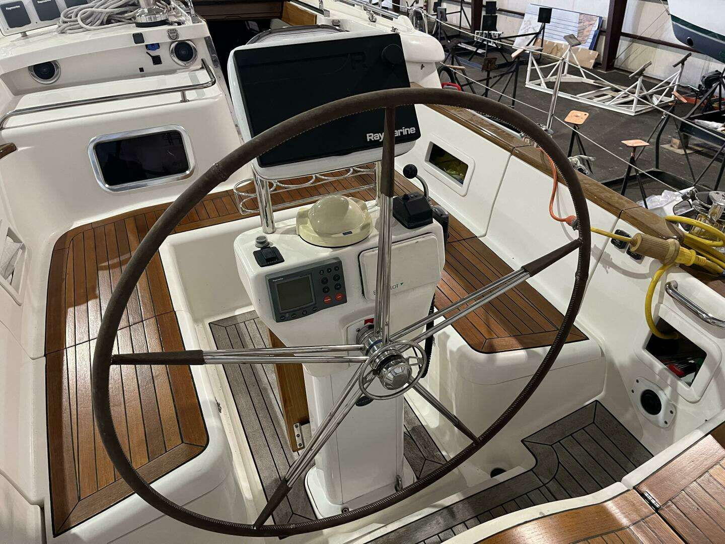 2003 Fantasi 44 Pilot House - Image 26