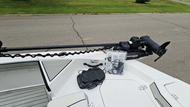 2020 Yamaha Boats 195 FSH Sport - 18