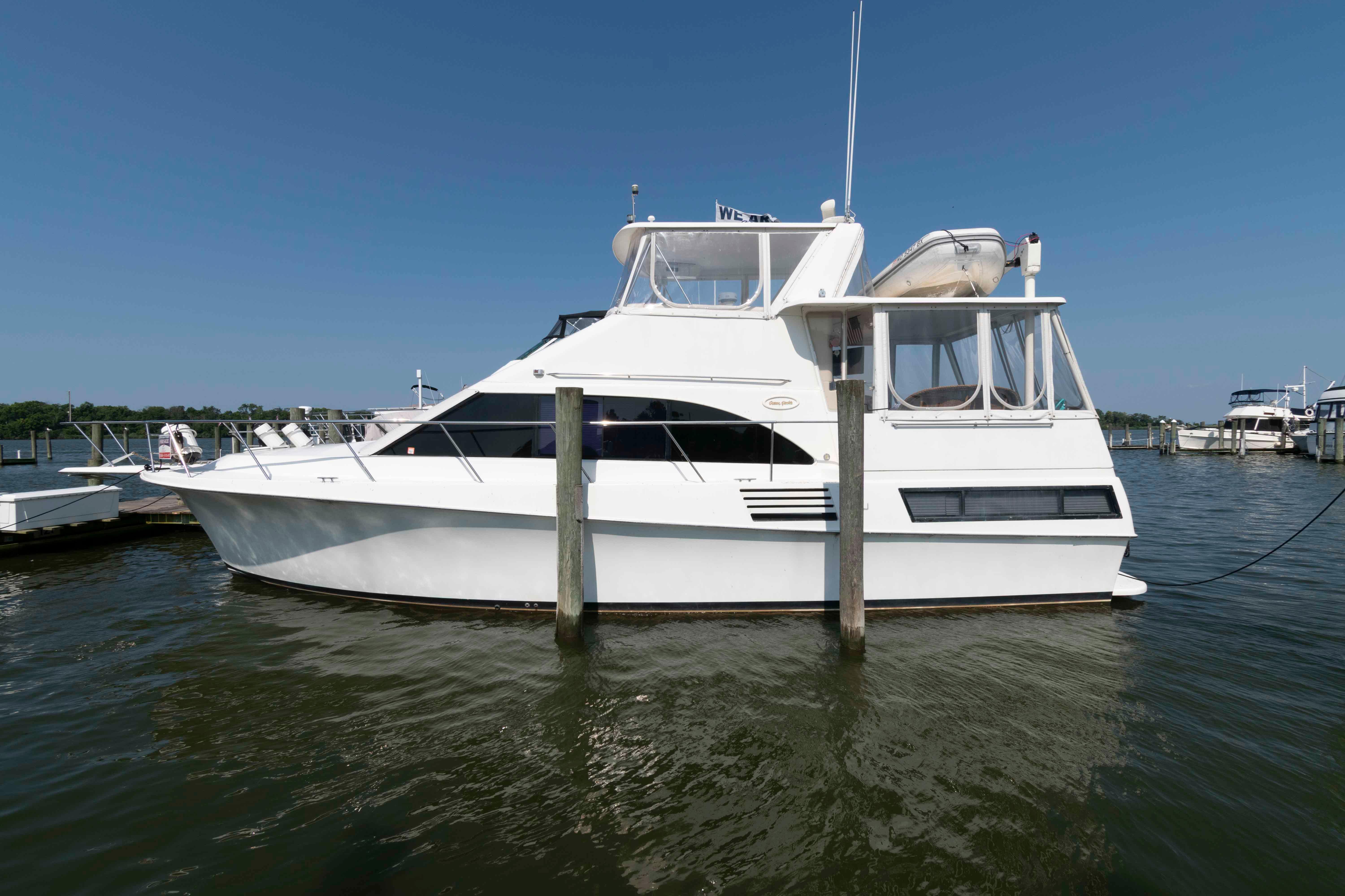 1994 Ocean Yachts 44 Motor Yacht